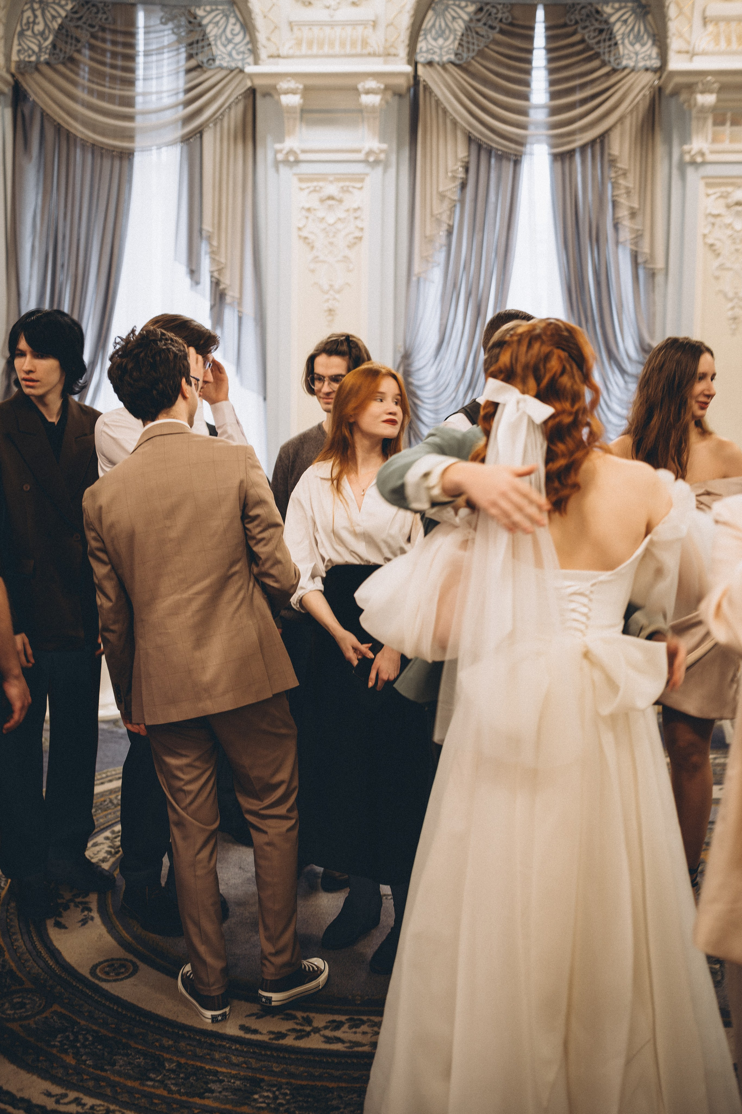 СВАДЕБНАЯ СЬЕМКА ВО ВТОРОМ ДВОРЦЕ С ГОСТЯМИ И ПРОГУЛКА В ТАВРИЧЕСКОМ САДУ. Профессиональный фотограф, Санкт-Петербург — Виктория Богомолова