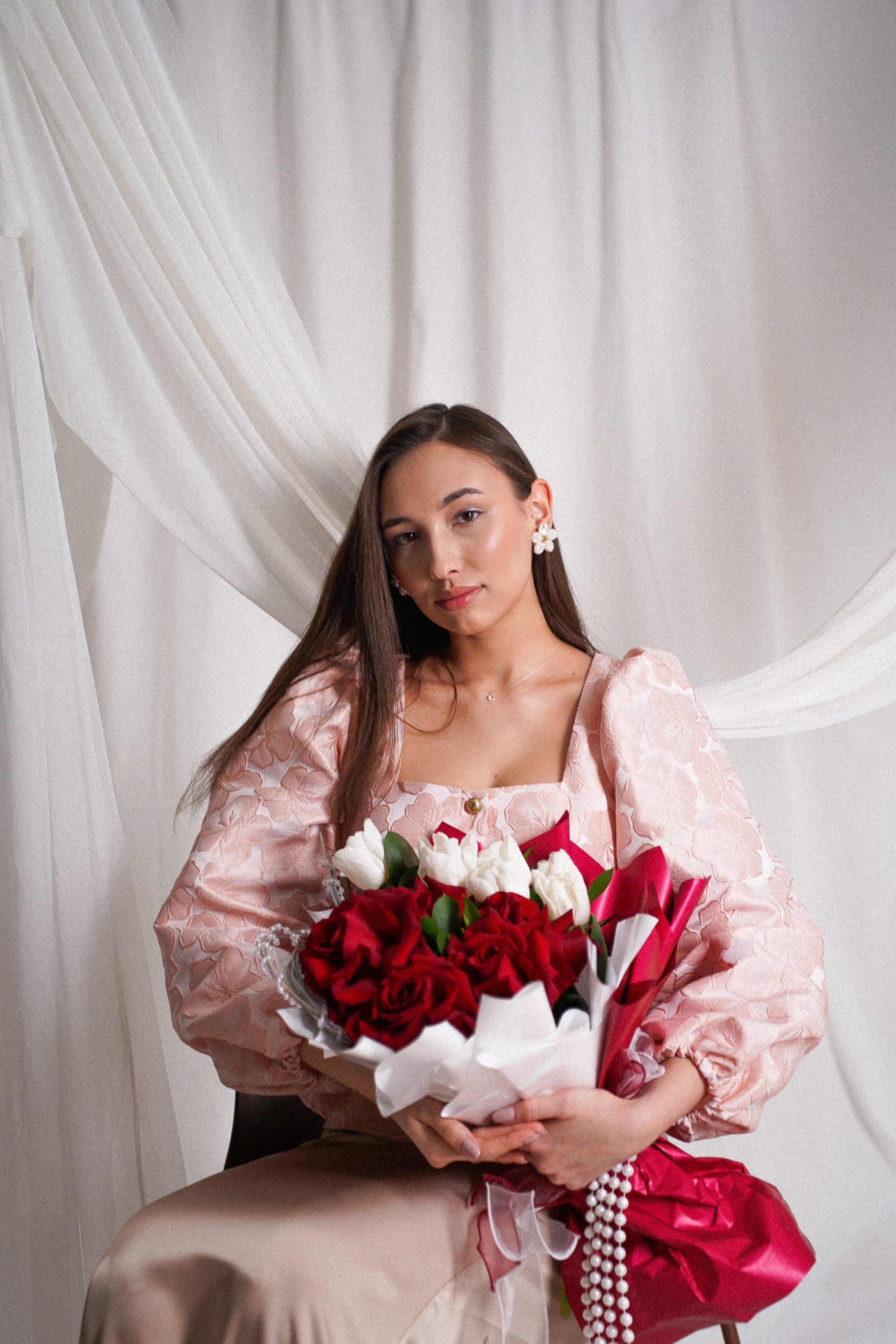 Съемка для цветочного магазина «Престиж Флора». Свадебный видеограф, рилсмейкер, фотограф в Когалыме Меркулова Диана