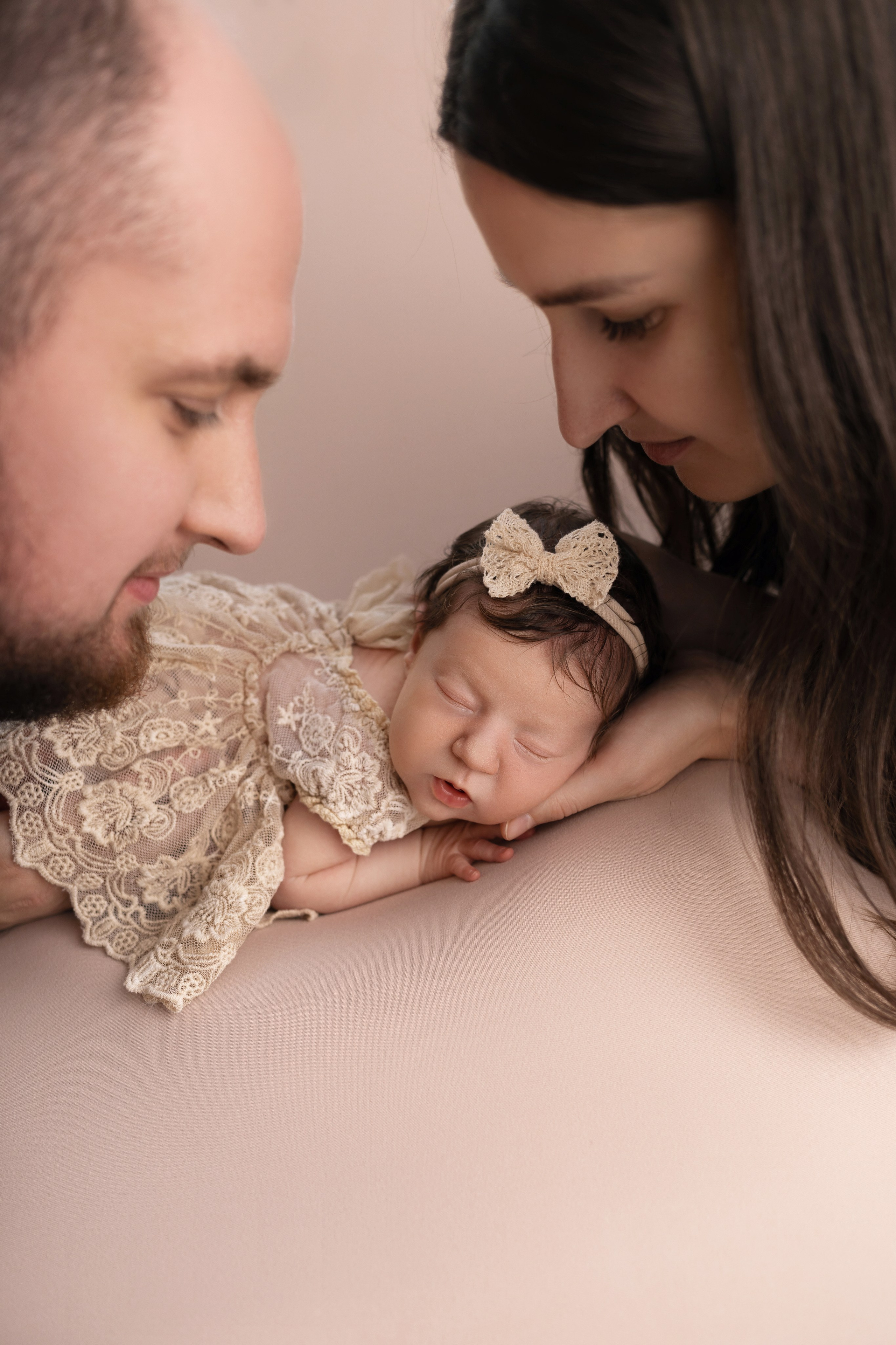 Семейные кадры от Elvira Kamaeva. Фотограф новорожденных малышей в Омске и Омской области Эльвира Камаева