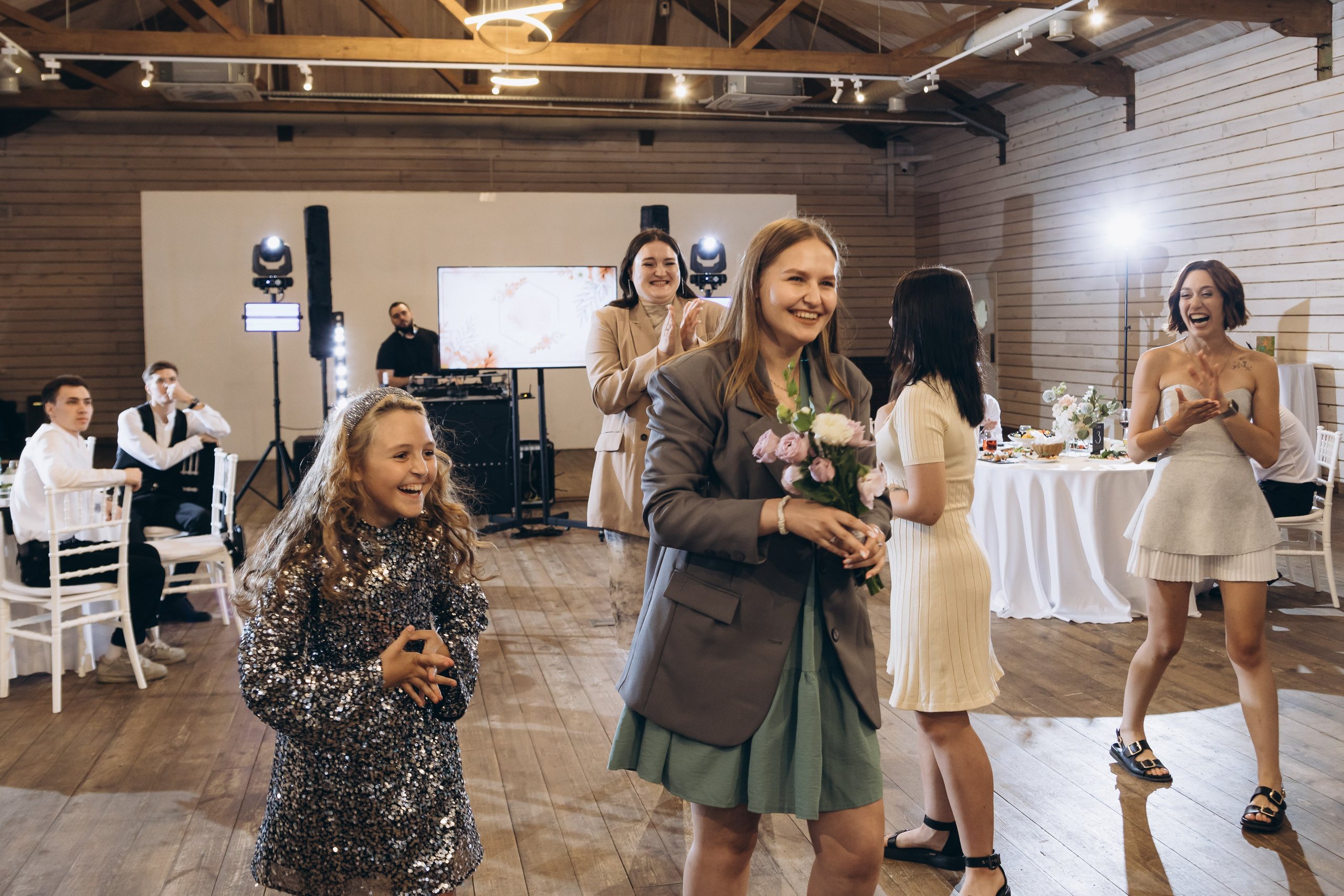 03.08.25 Артем & Анастасия. Свадебный и семейный фотограф в Новосибирске Дарья Кель