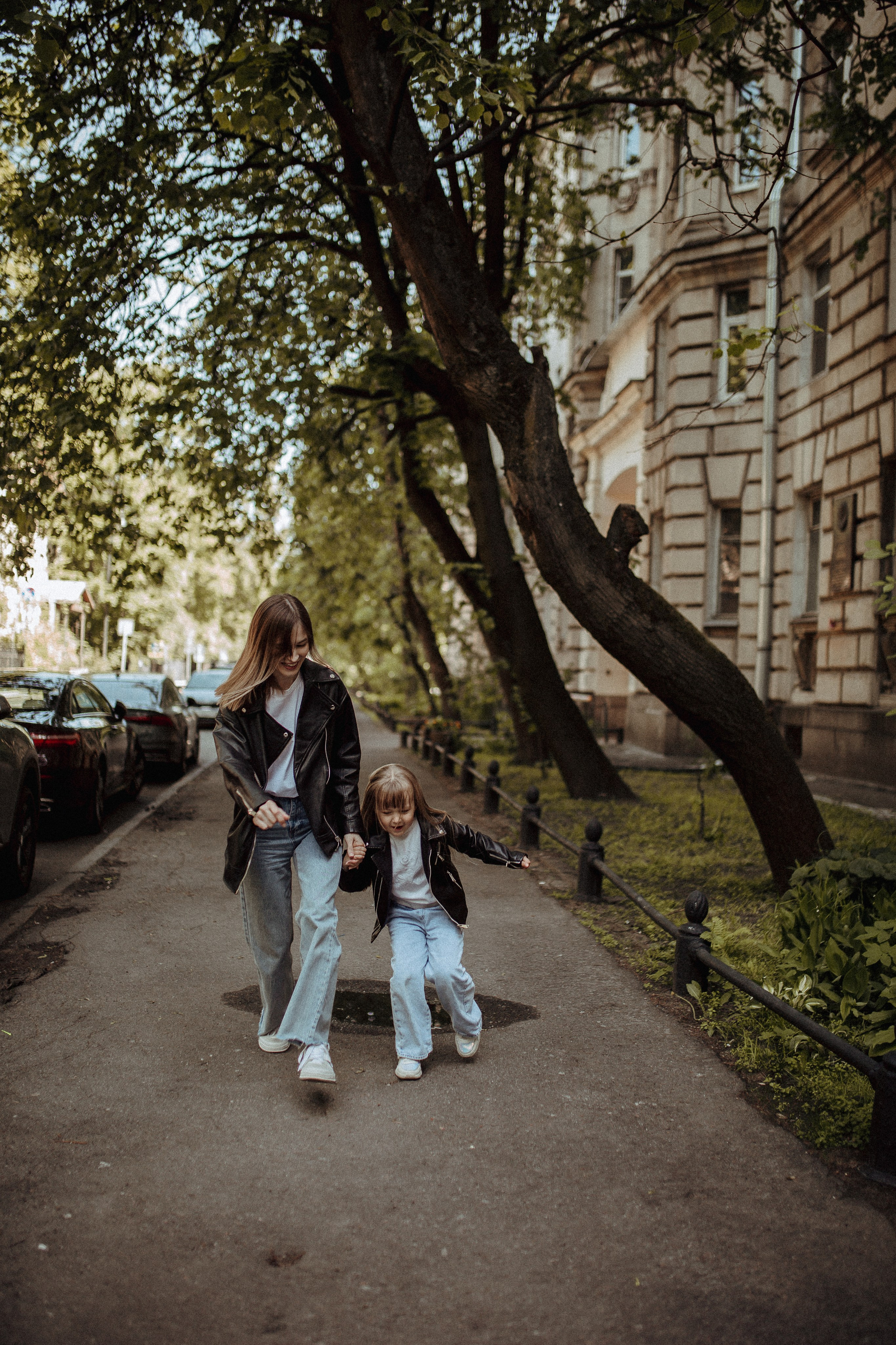 Елена и Алёна Петроградская сторона. Семейный и Свадебный фотограф в Санкт-Петербурге Плохая Екатерина