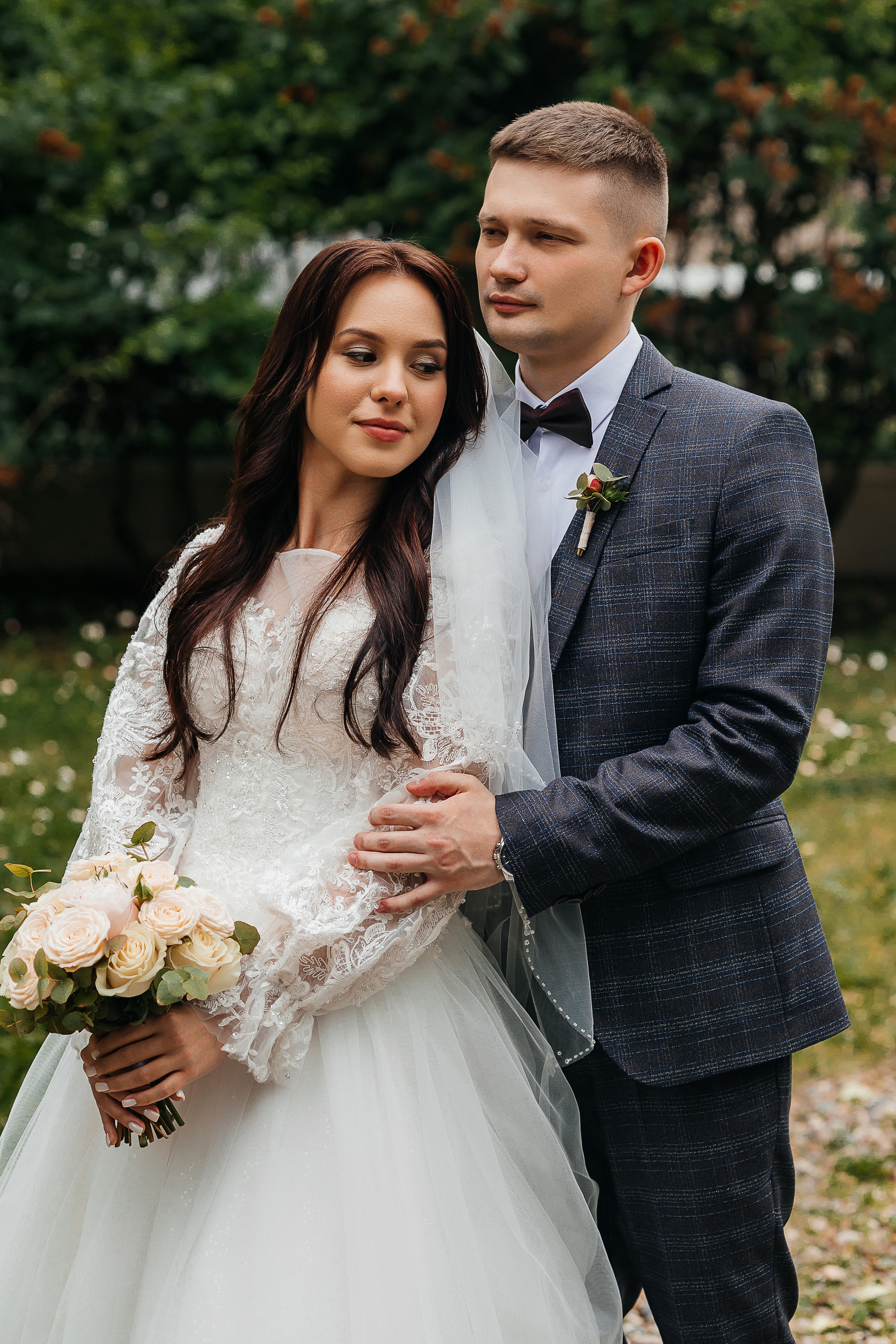 Романтическая встреча пары в отеле. Олег Сверчков | Свадебный фотограф Вологда