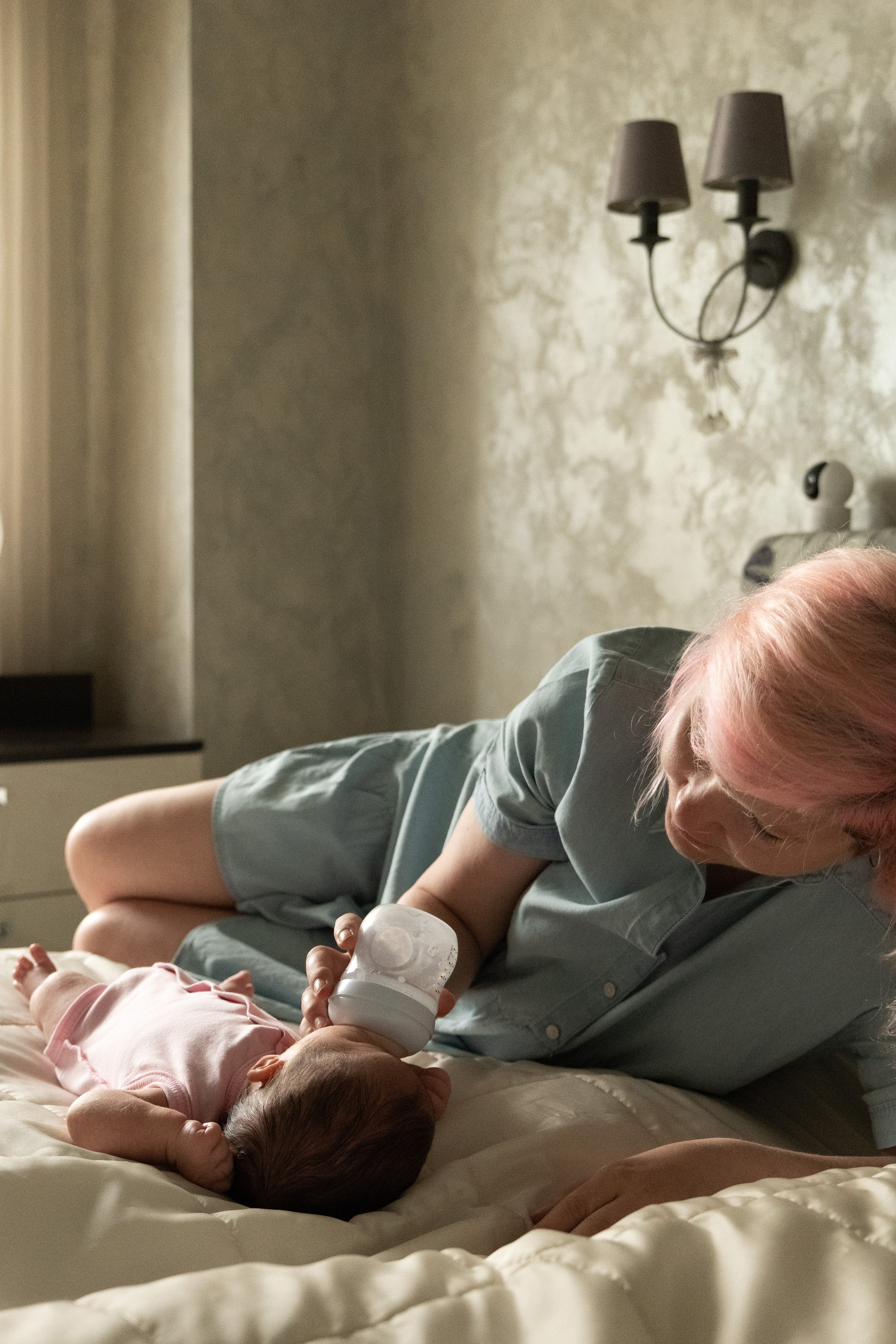 Домашняя фотосессия с новорожденным. Фотограф видеограф Ольга Василевская