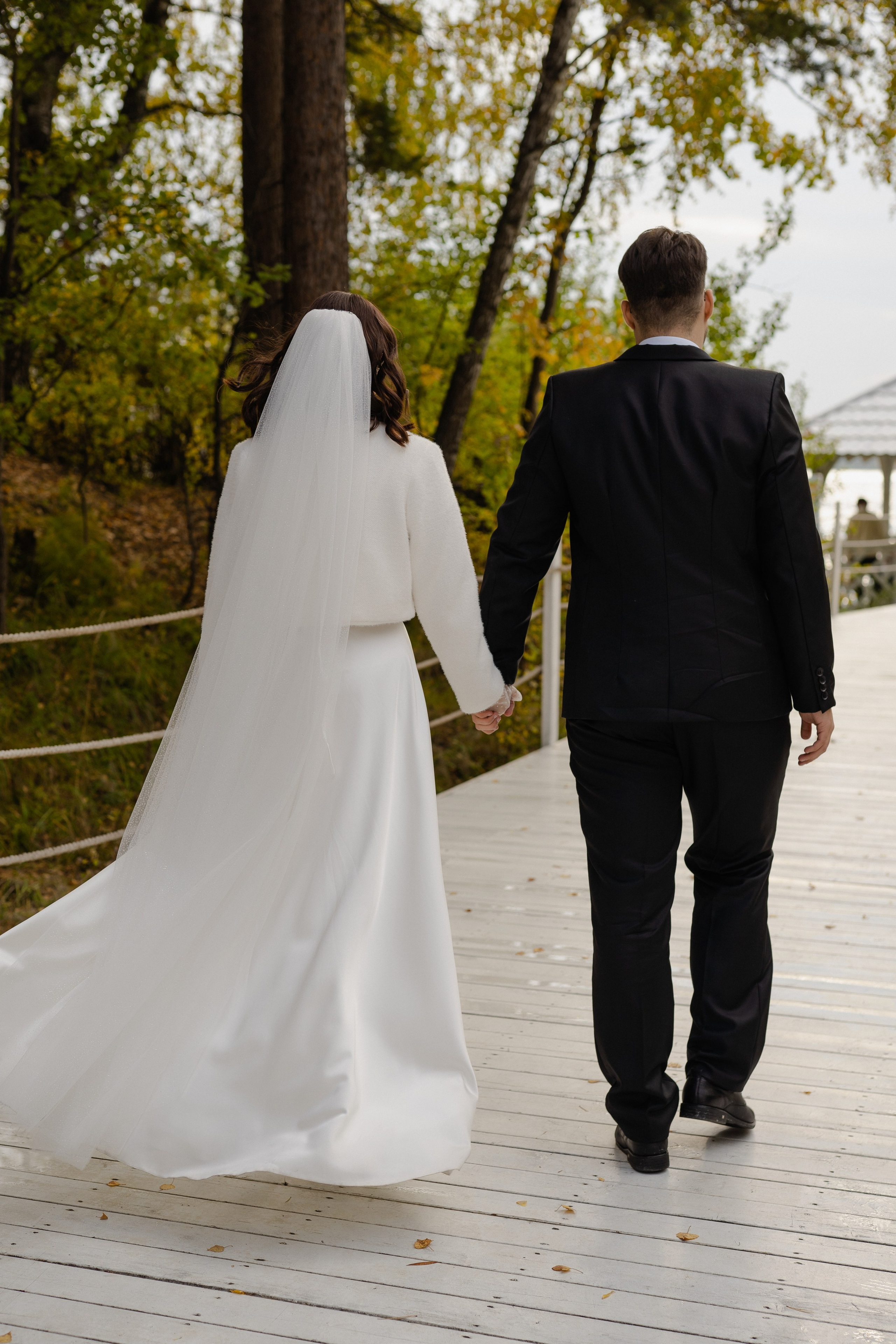 Ксения и Василий. Хвоя. Фотограф Аля Овчарова