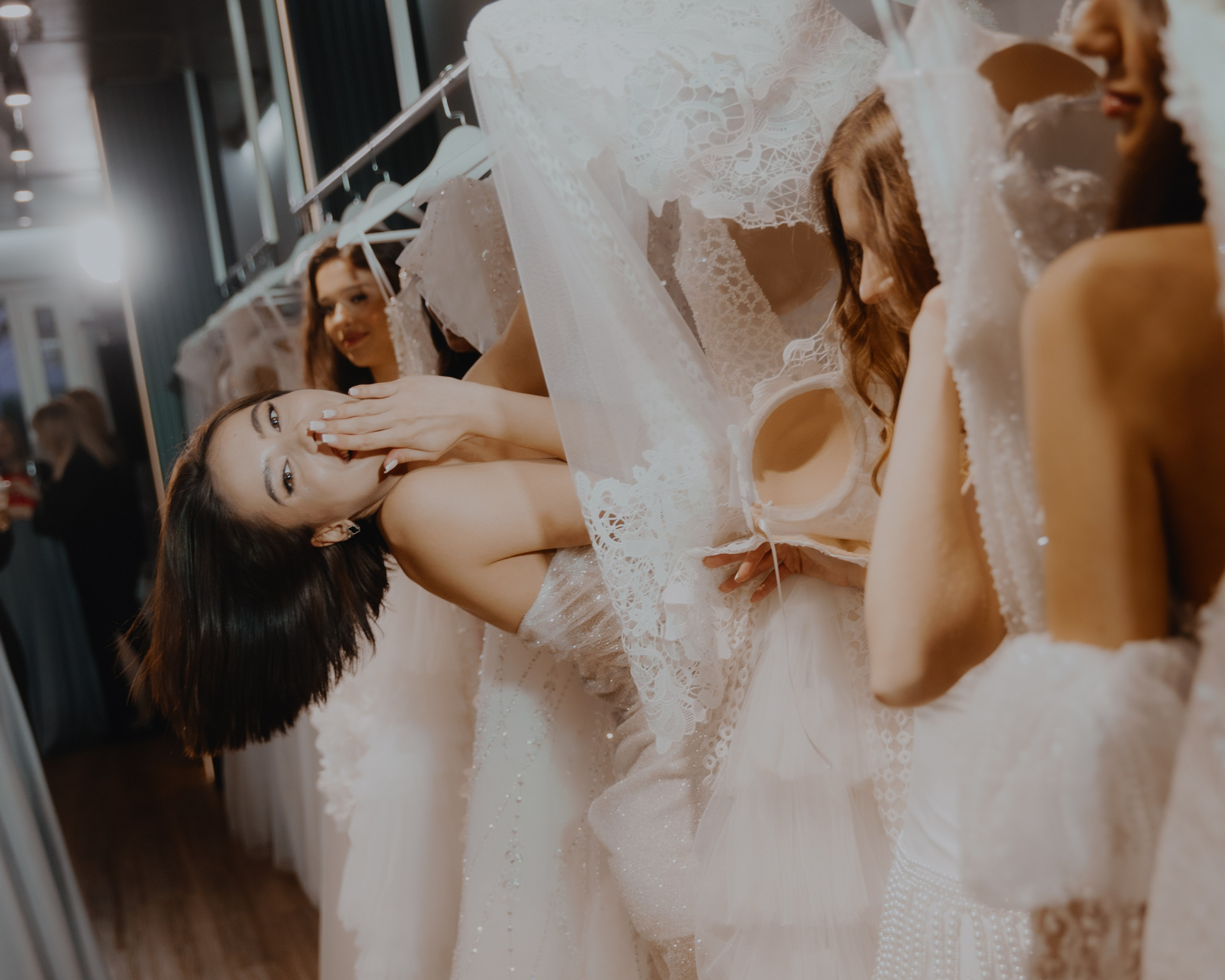 Открытие свадебного салона VISHA. Свадебные фотографы в Гомеле и Минске Сергей и Анастасия Фещенок