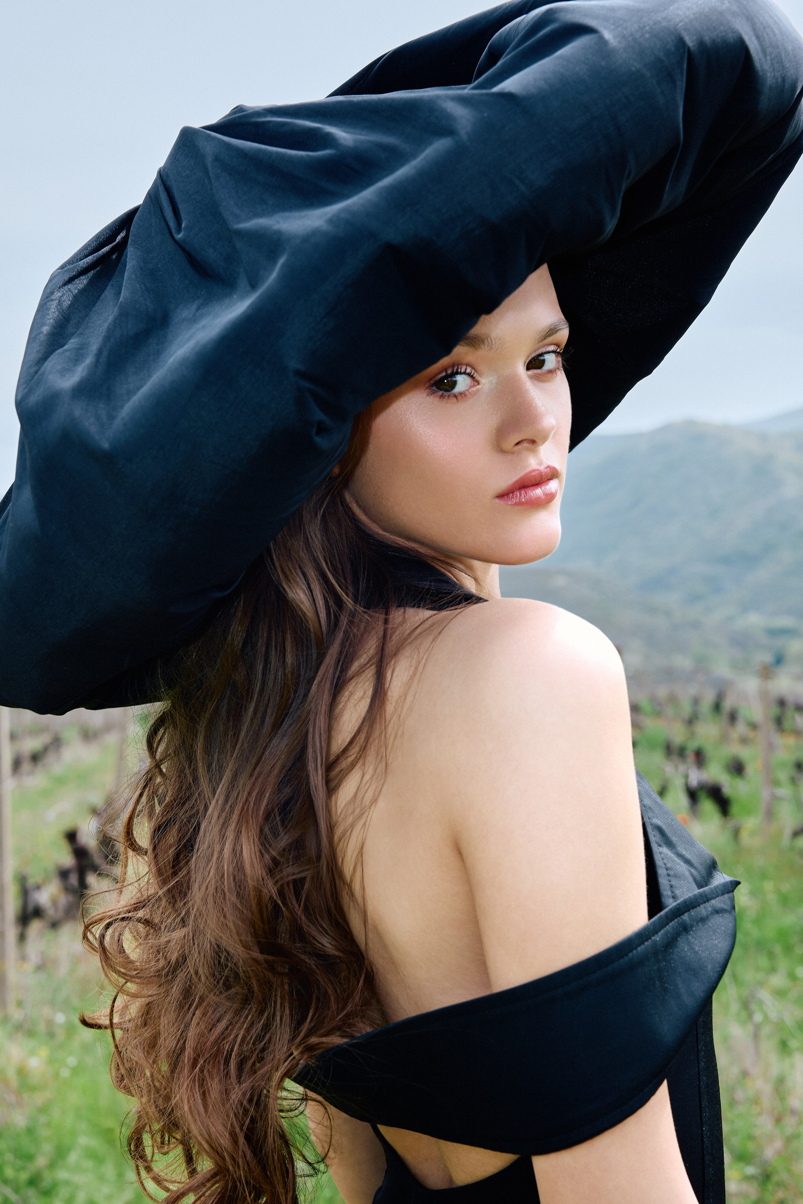 Elena. Elona_production