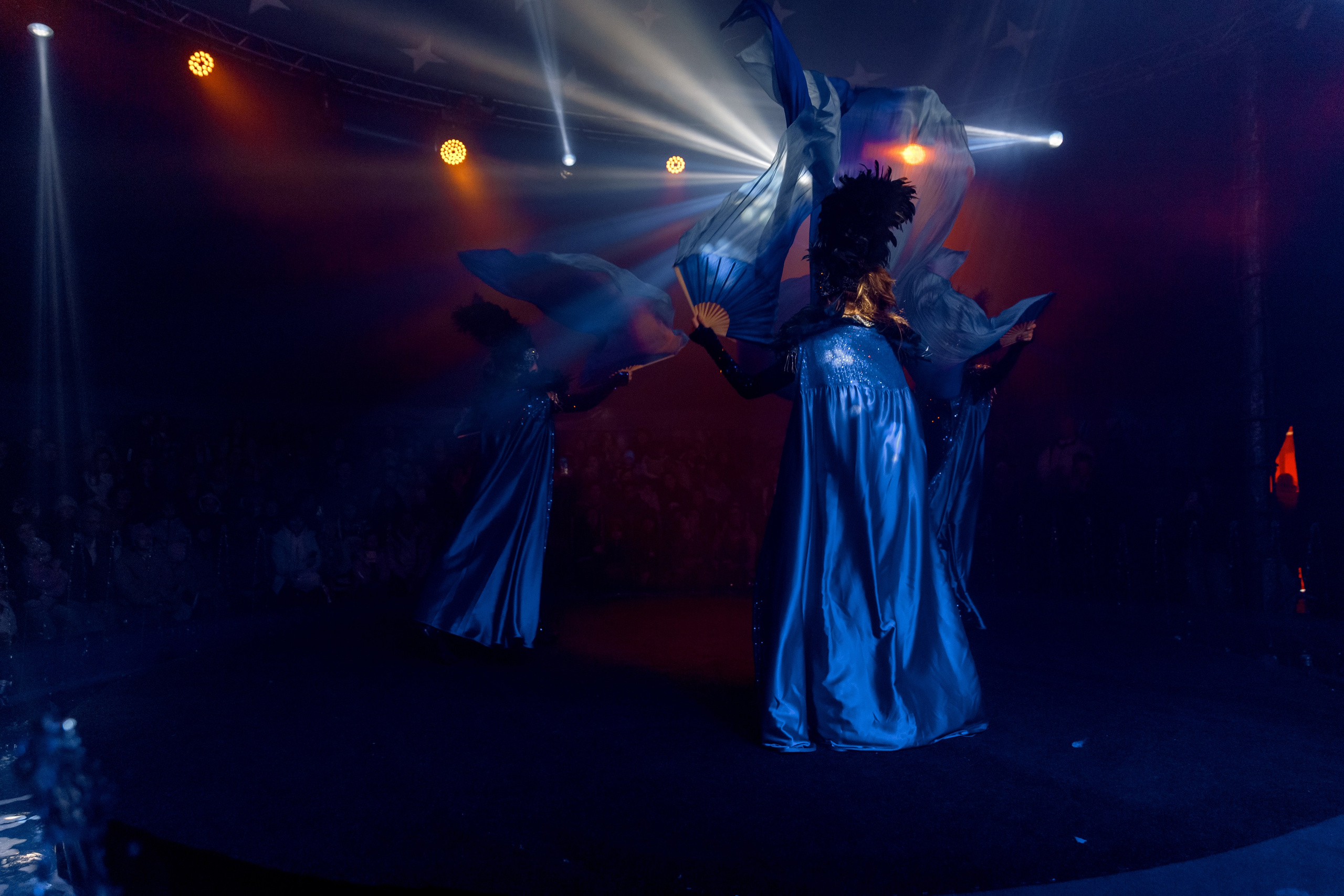 Цирк на воде. Свадебный фотограф Иркутск, репортажный фотограф Иркутск