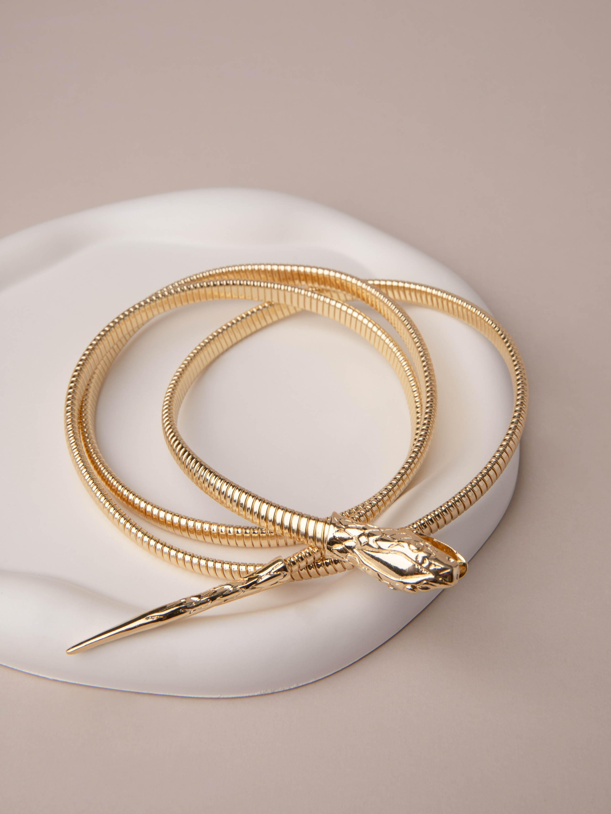 Украшения. Фотостудия предметной и модельной съёмки для маркетплейсов