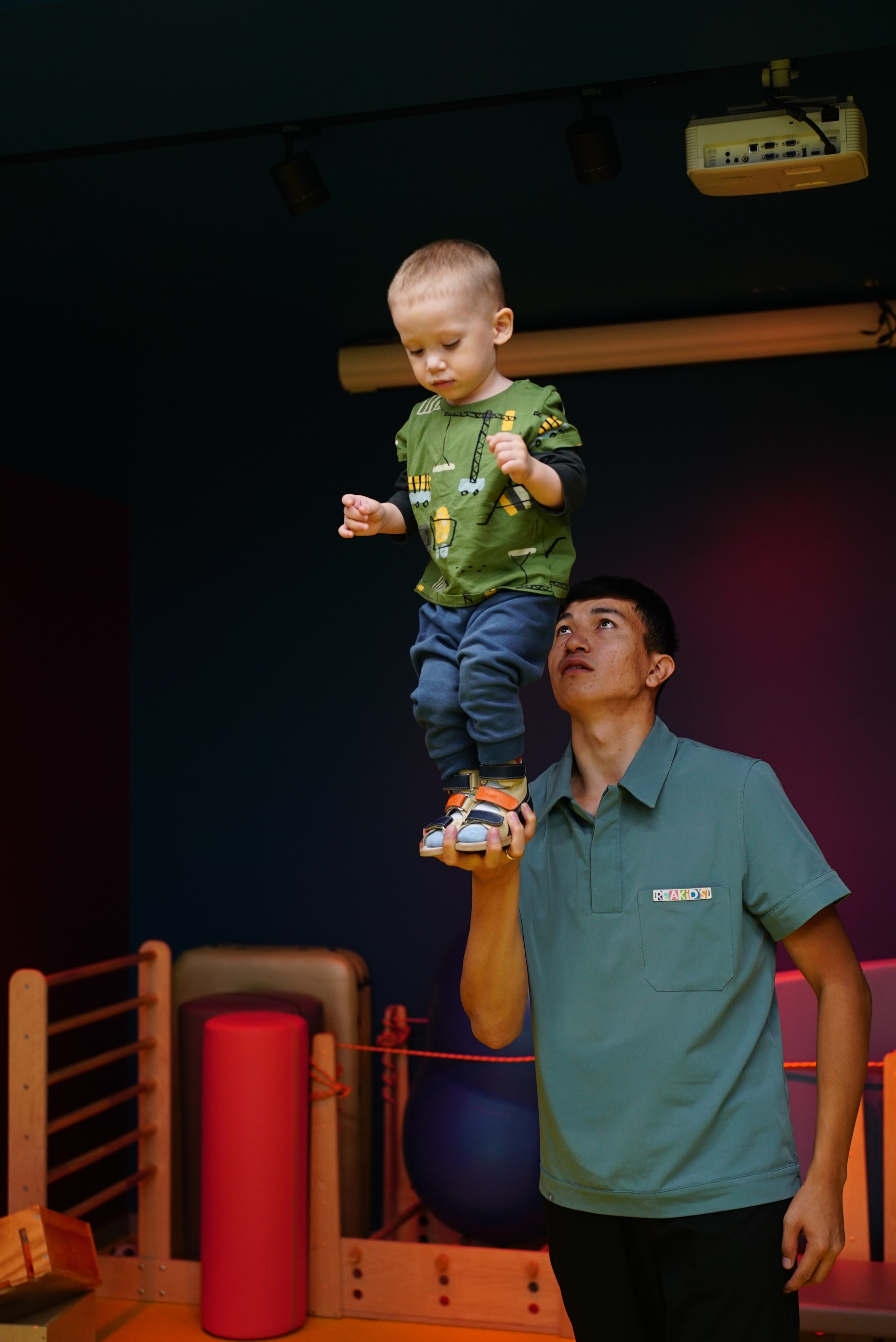 Детский реабилитационный центр. Pomanovskaya.ru / женский фотограф