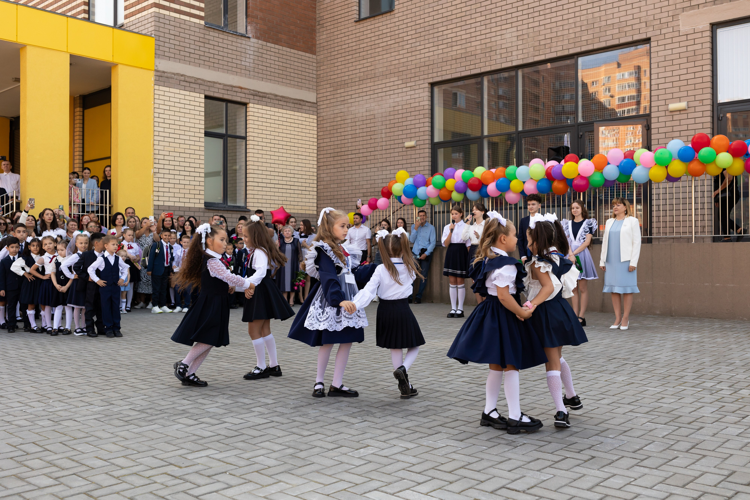 Линейка 1 сентября. Профессиональный Фотограф в Москве Андрей Славнов