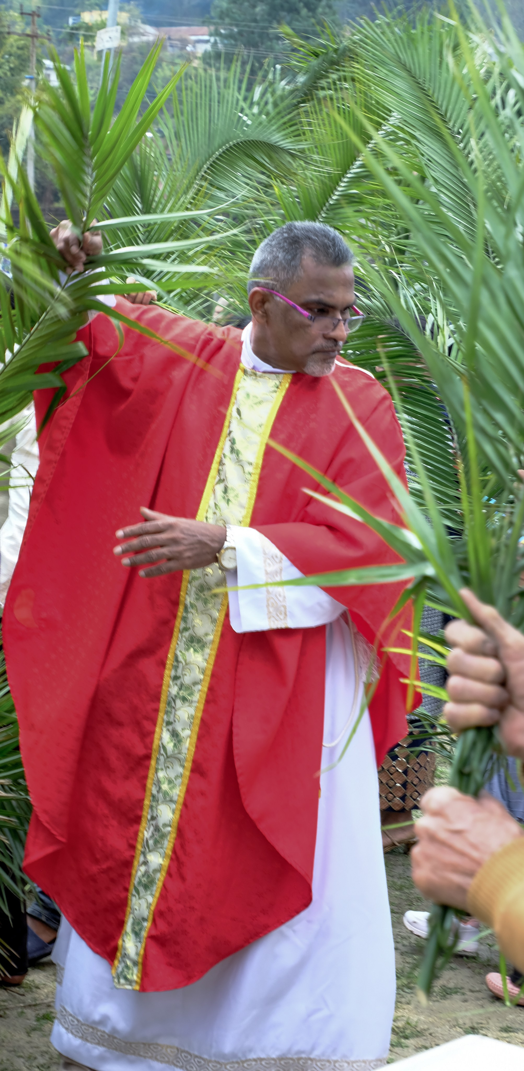 Крестный ход и танцы. Фотографии из путешествий
