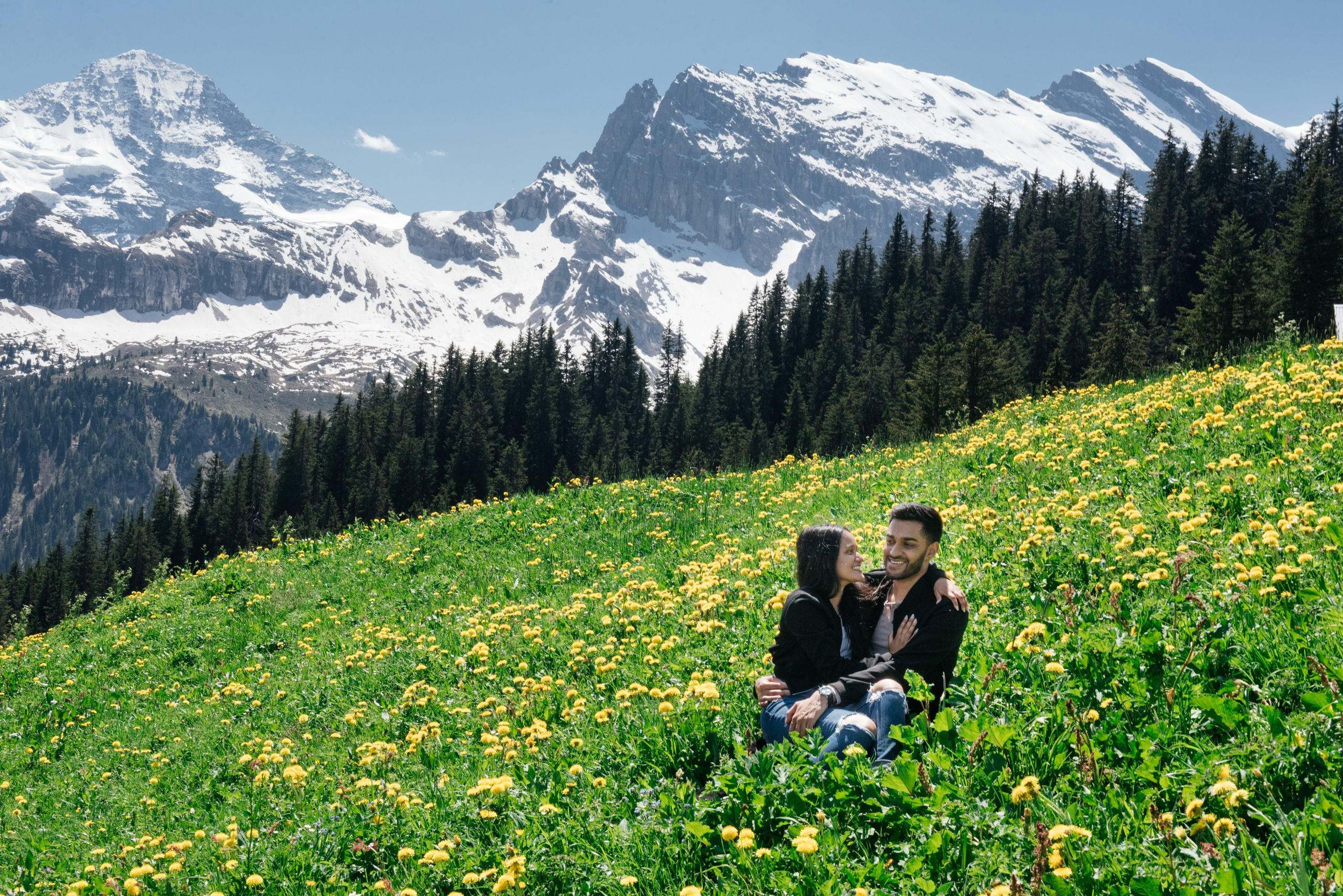 Safeen & Seemeen (Wengen, Murren, Iseltwald). Photographer in Interlaken area