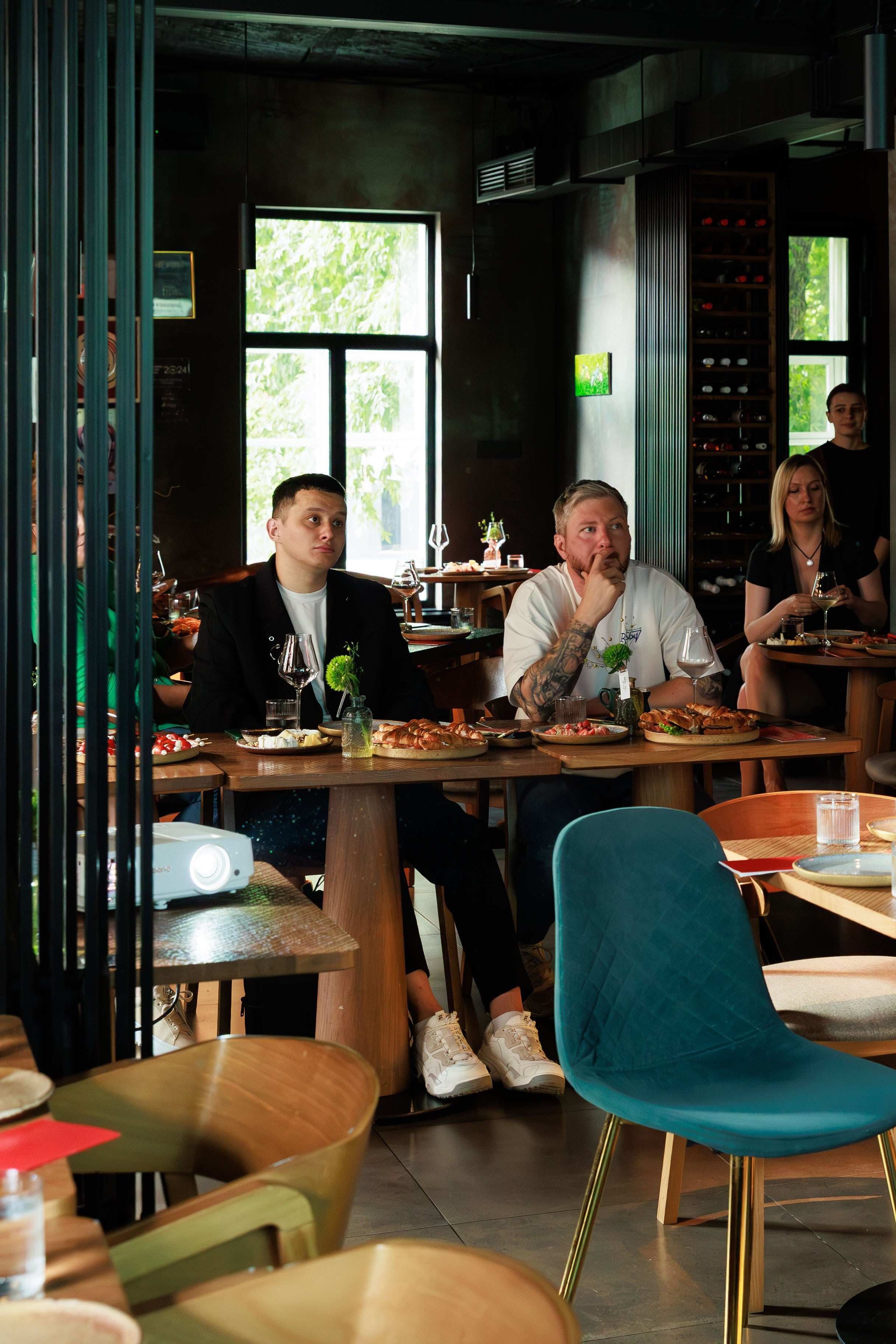 Бизнес завтрак рестораторов. Гастробар TopPoke. Фотограф Новосибирск — Наталья Гресь