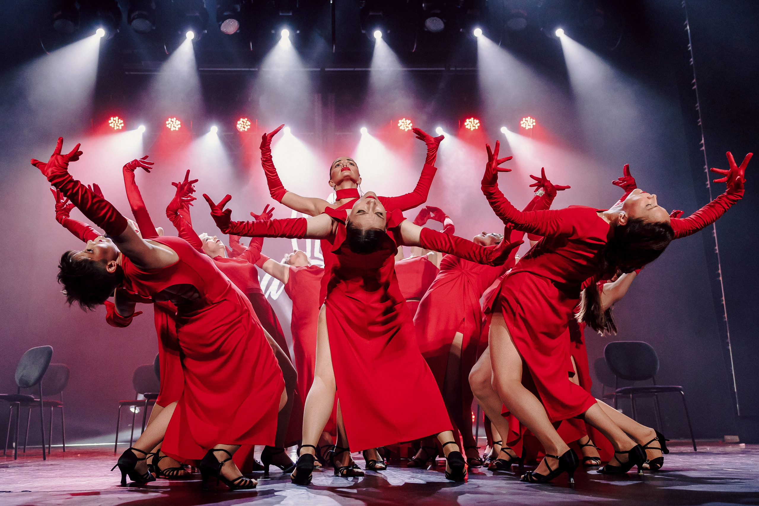 Отчётный концерт танцевальной школы «Red Rabbits» 2025. Лёшка Варзегов — фотограф