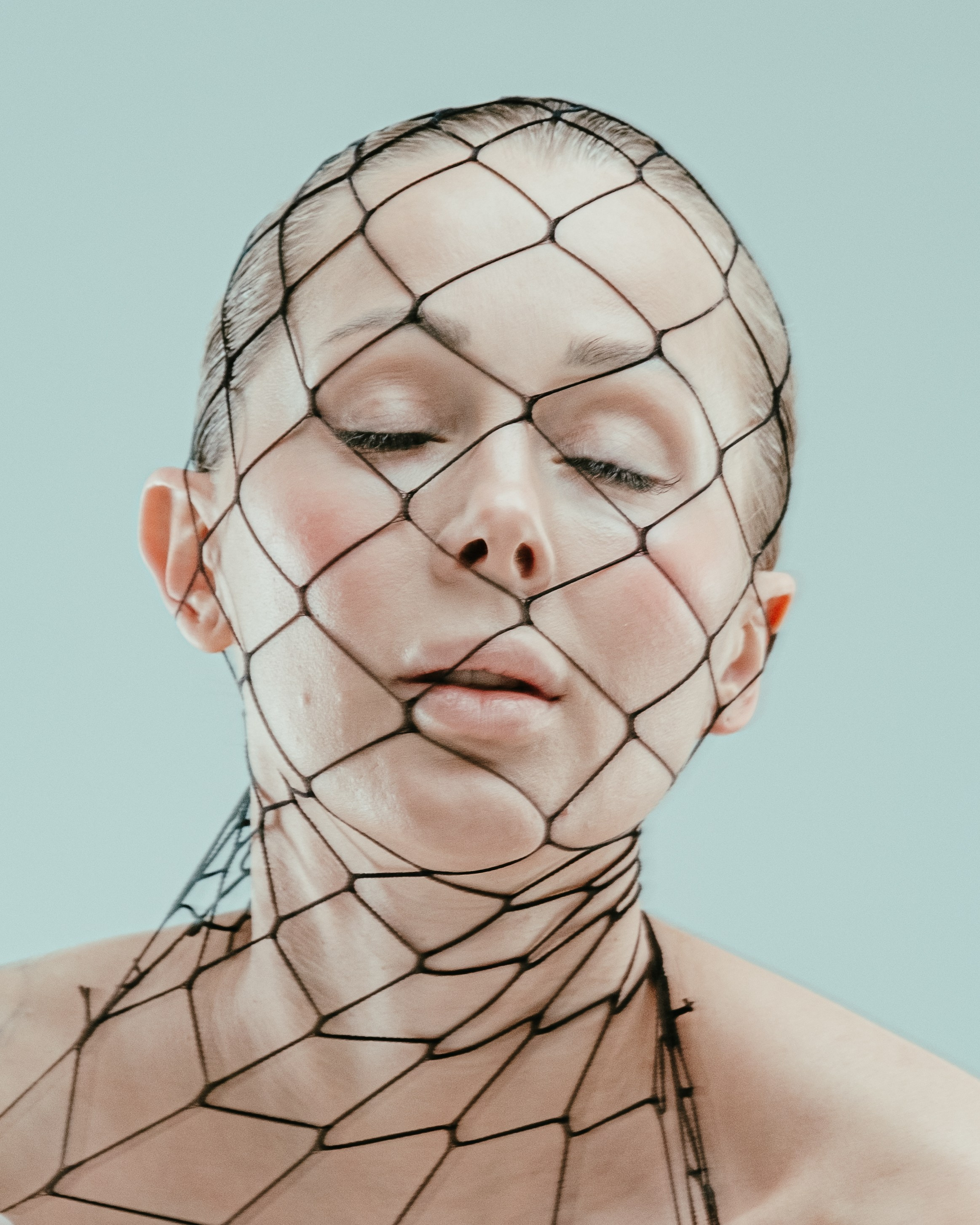 В сетке. Professional photoartist in St. Petersburg (wedding, reportage, portrait, model book, love story) Alexander Shvedov