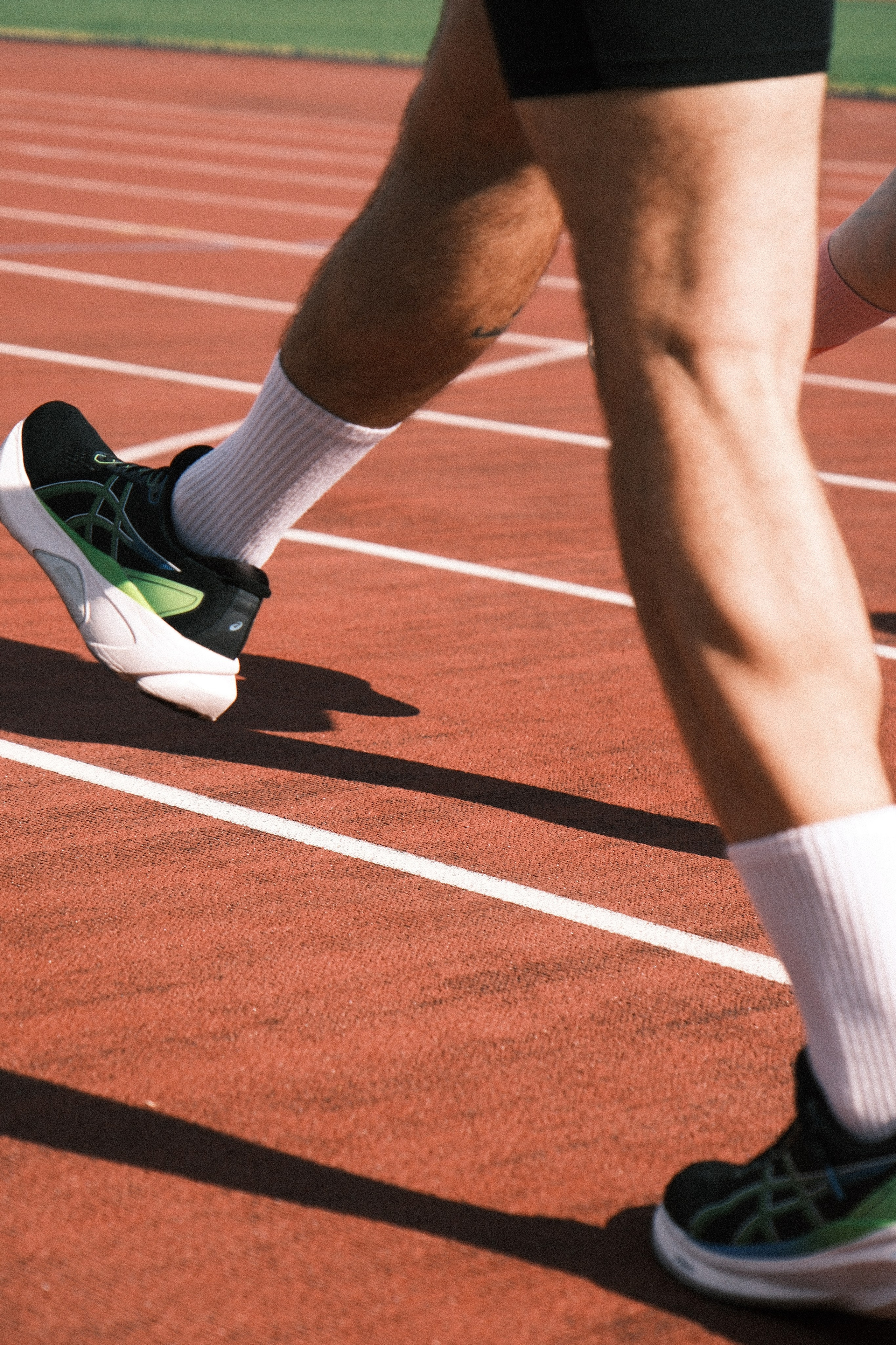 «Сбежим?». M. Neizvestniy — уличная и спортивная фотография