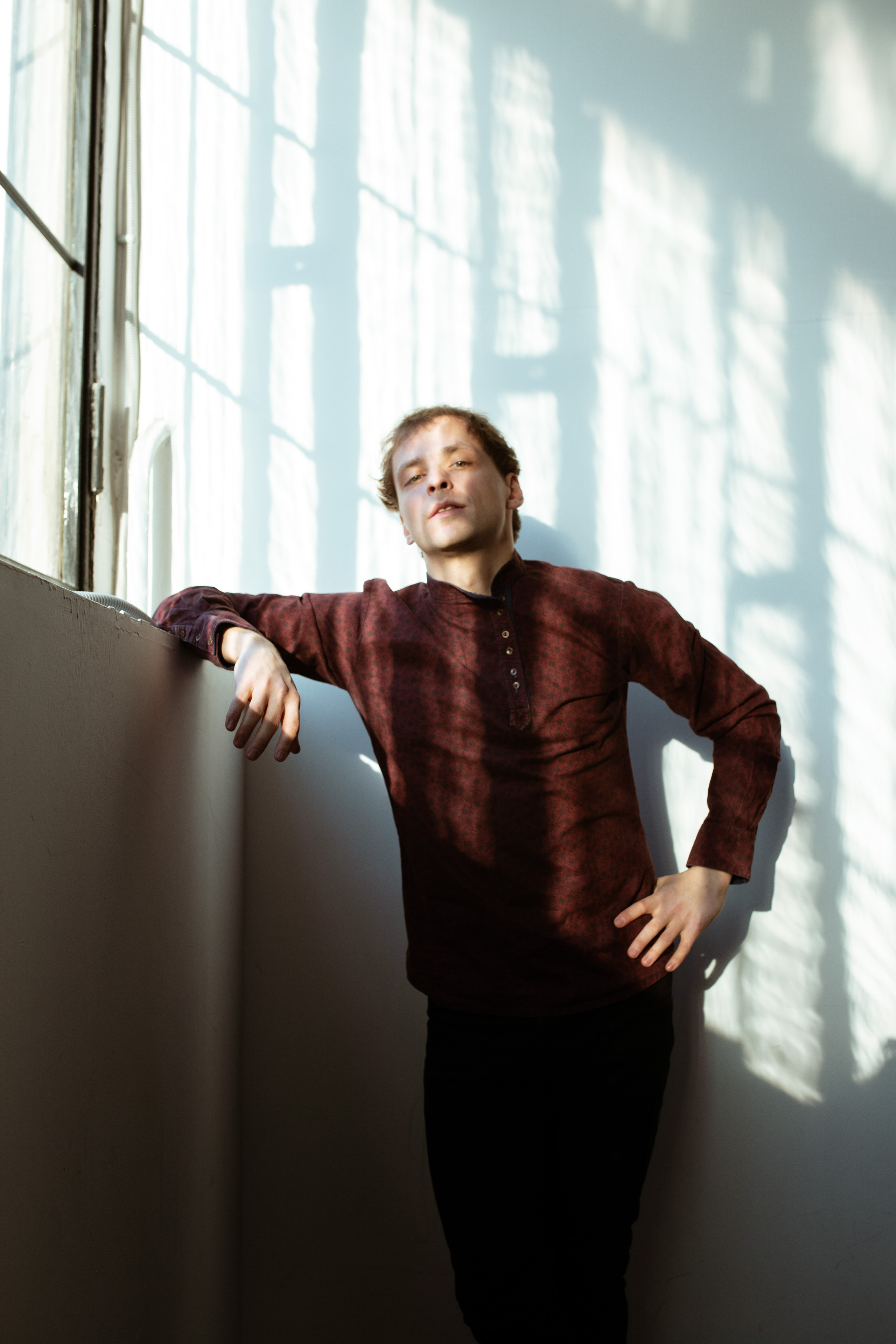 Арсений фотосессия в студии. 10sphoto