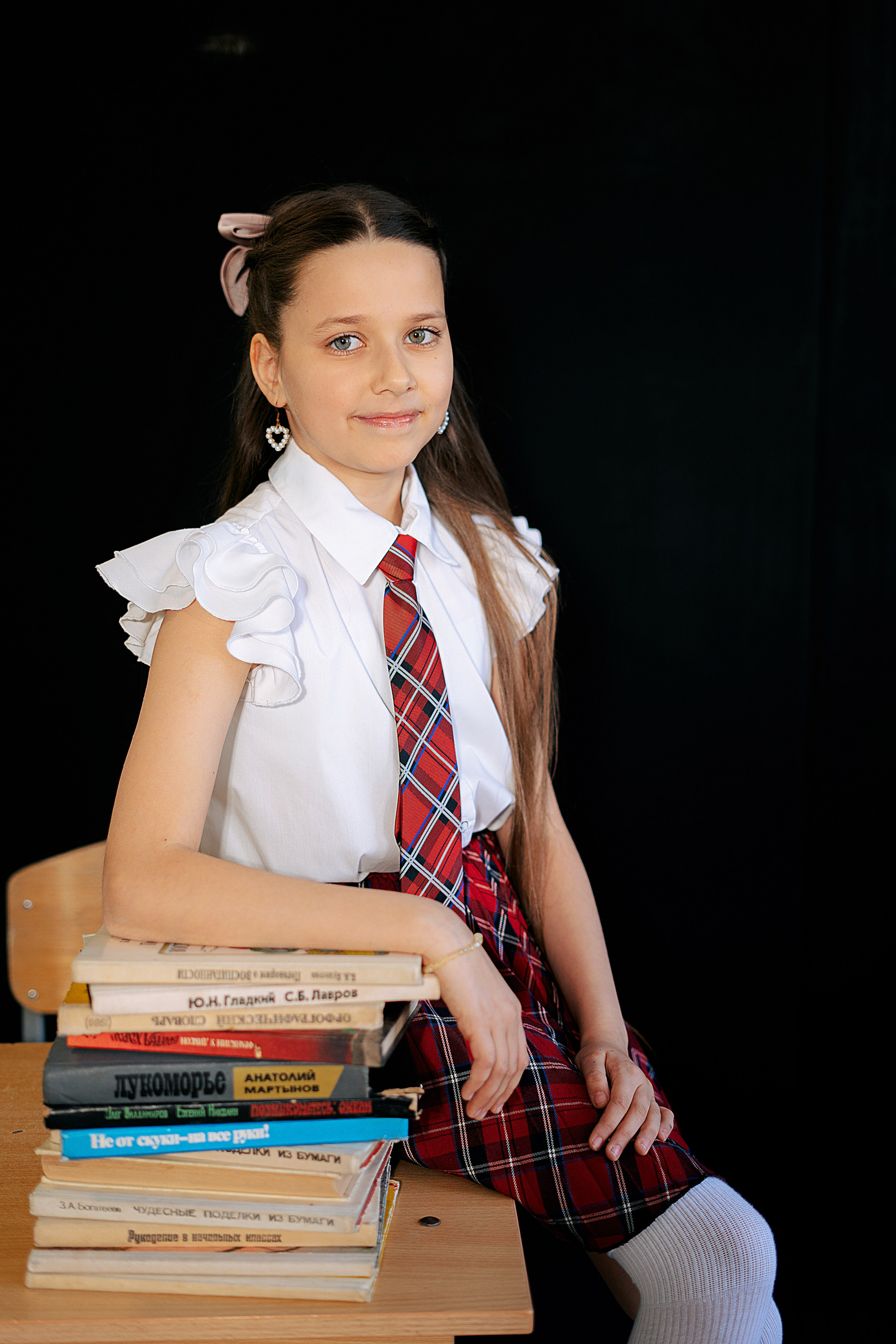 Школьные портреты. Школьный фотограф в Челябинске. Выпускные фотоальбомы