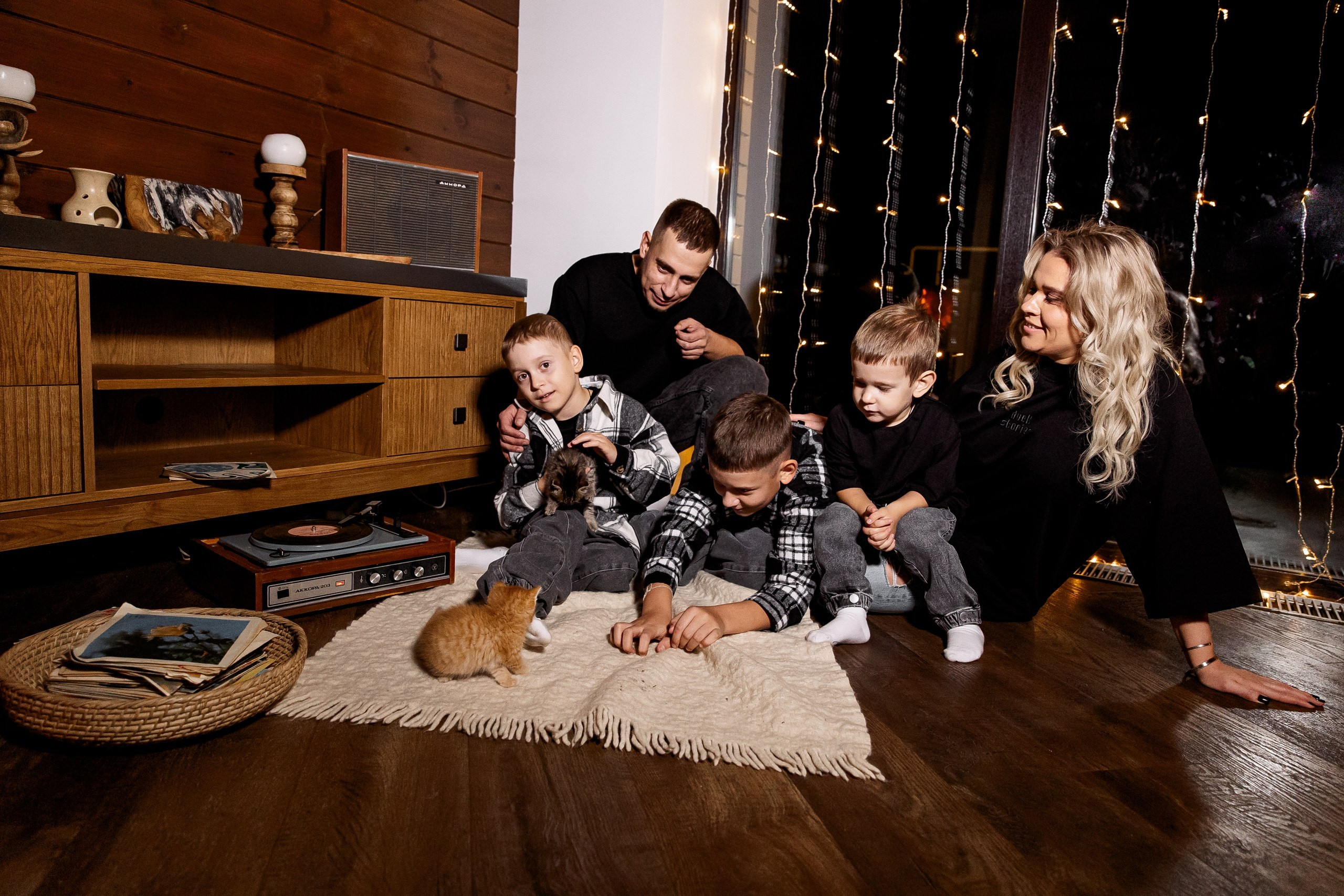 Эдуард и Дарья с сыновьями. Свадебный и семейный фотограф в Челябинске Юлия Ишимова