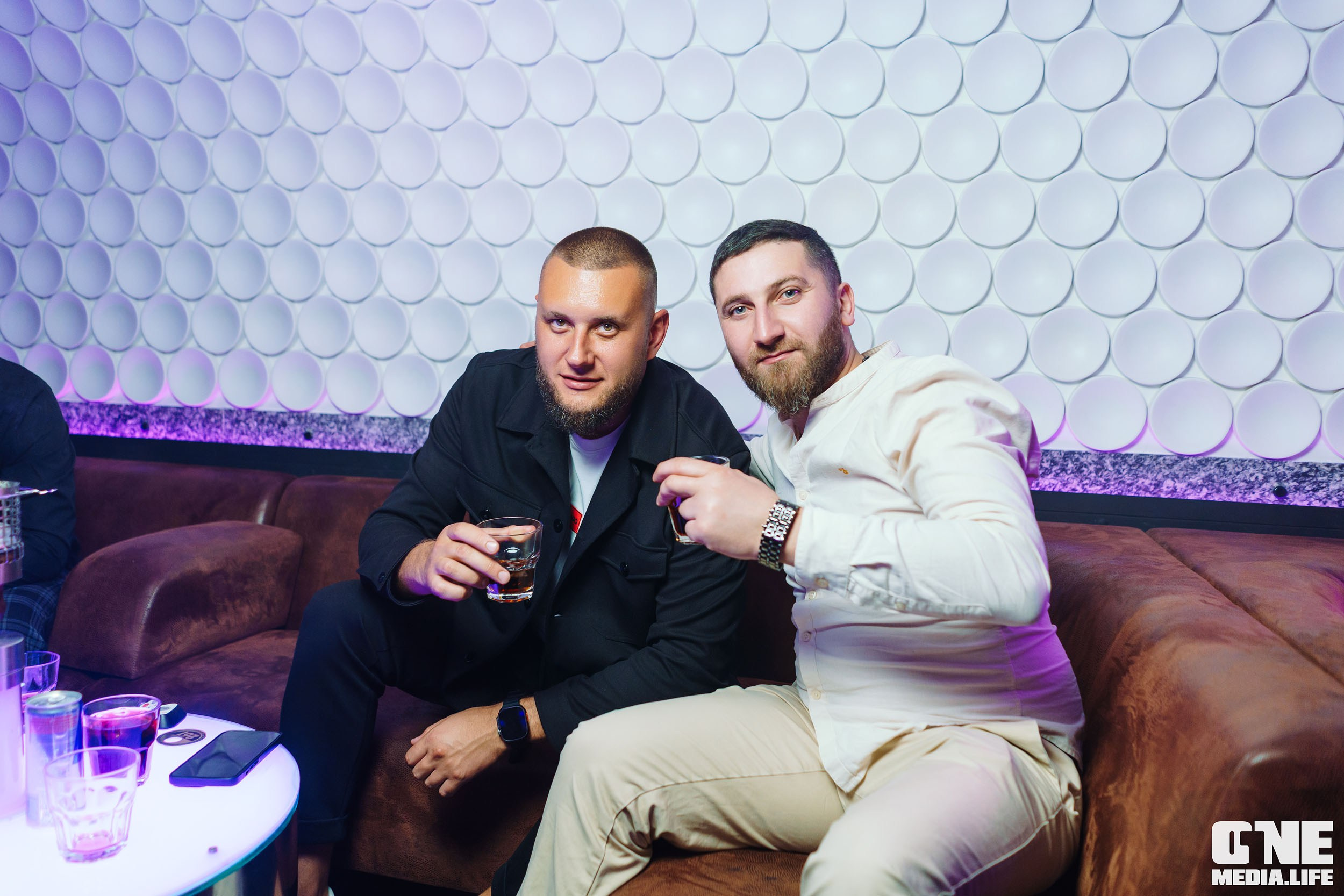 Фоторепортаж из Планеты. One Media Life: фоторепортажи, фотоотчеты с мероприятий и заведений