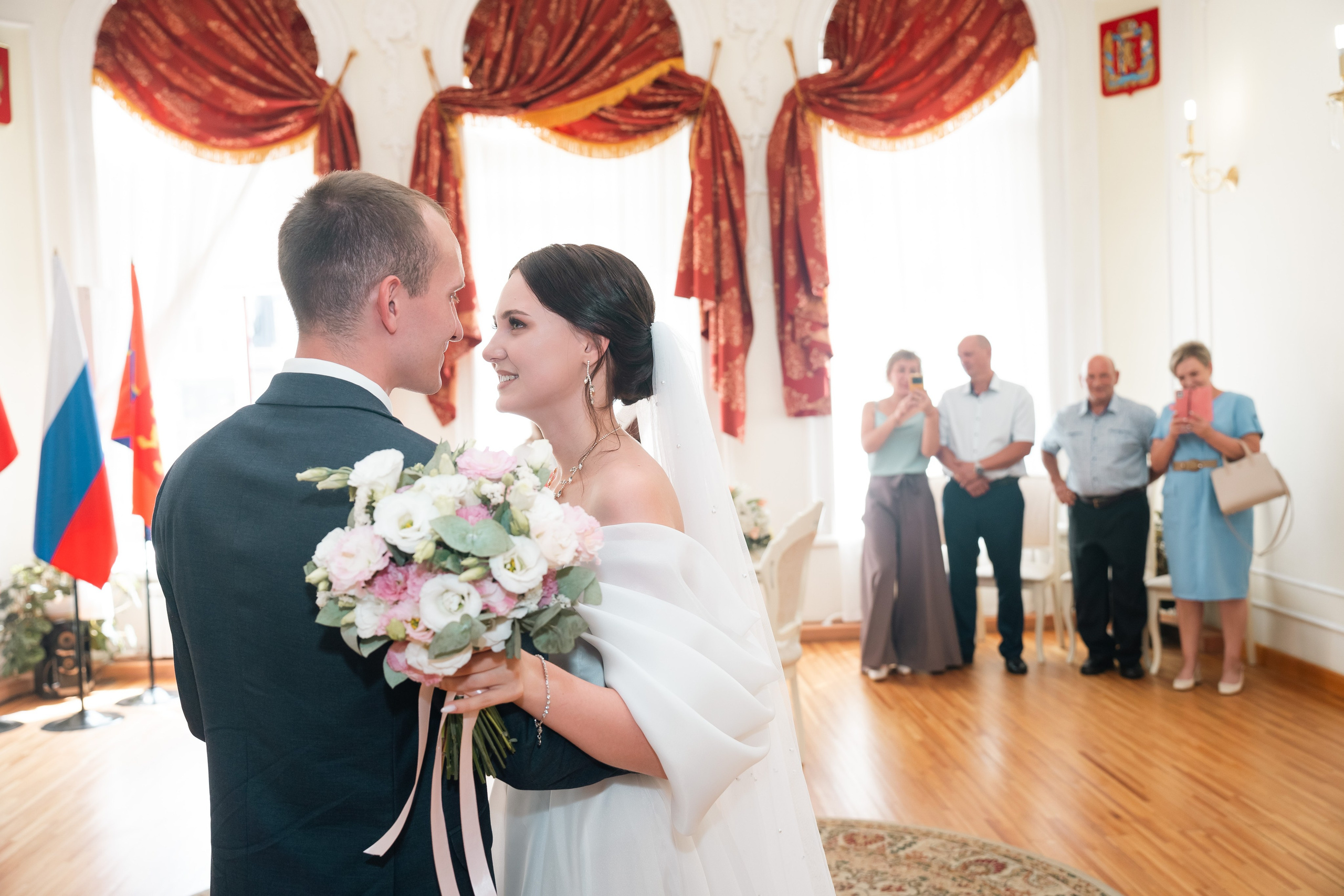 Захар и Софья. Фотограф и видеограф Олег Игнатов | Свадьбы, Love Story, реклама и корпоративы — Красноярск