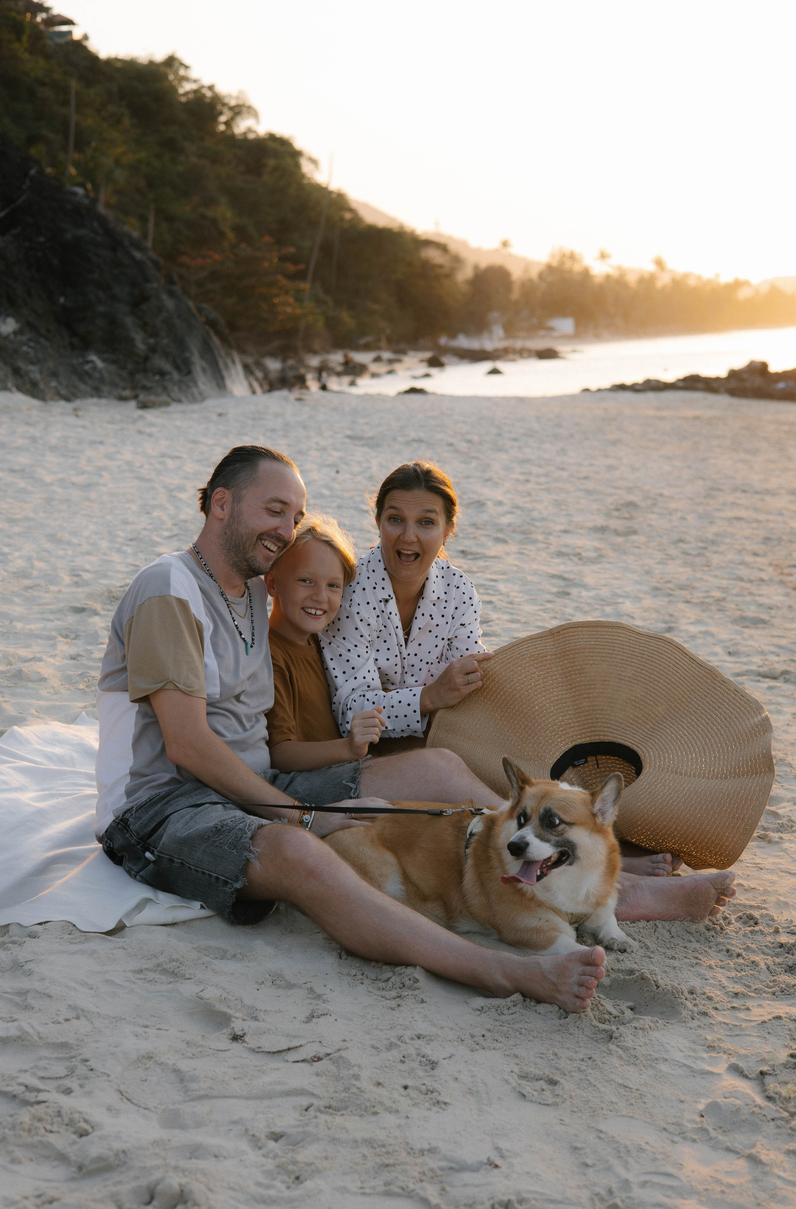 Алиса с семьей / Самуи. Семейный и детский фотограф в Москве Анастасия Каипова