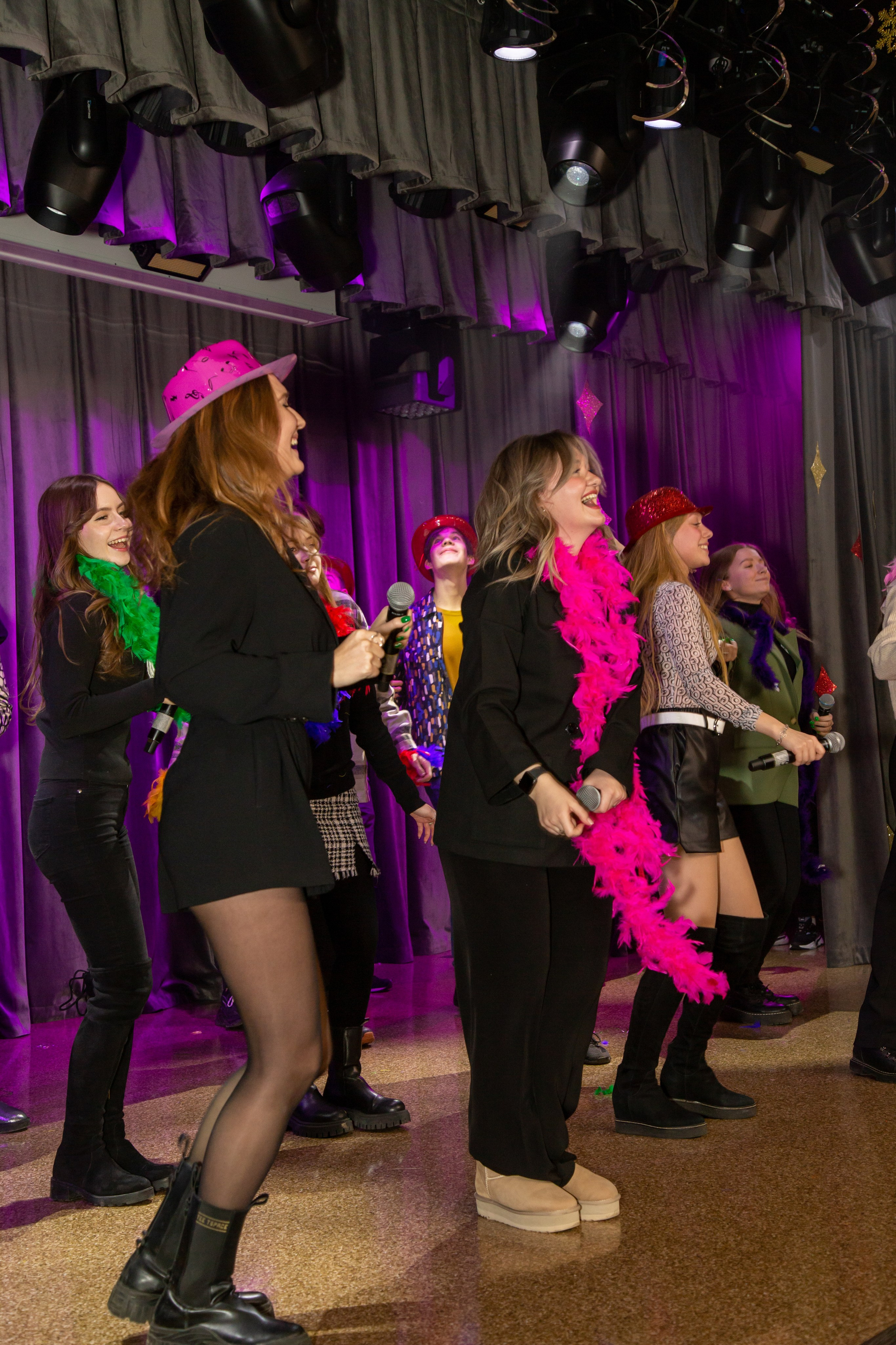 Репортажная съёмка для Домисольки на новый год. «Студия DRONAVT`s» — видеосъёмка и фотография г. Москва