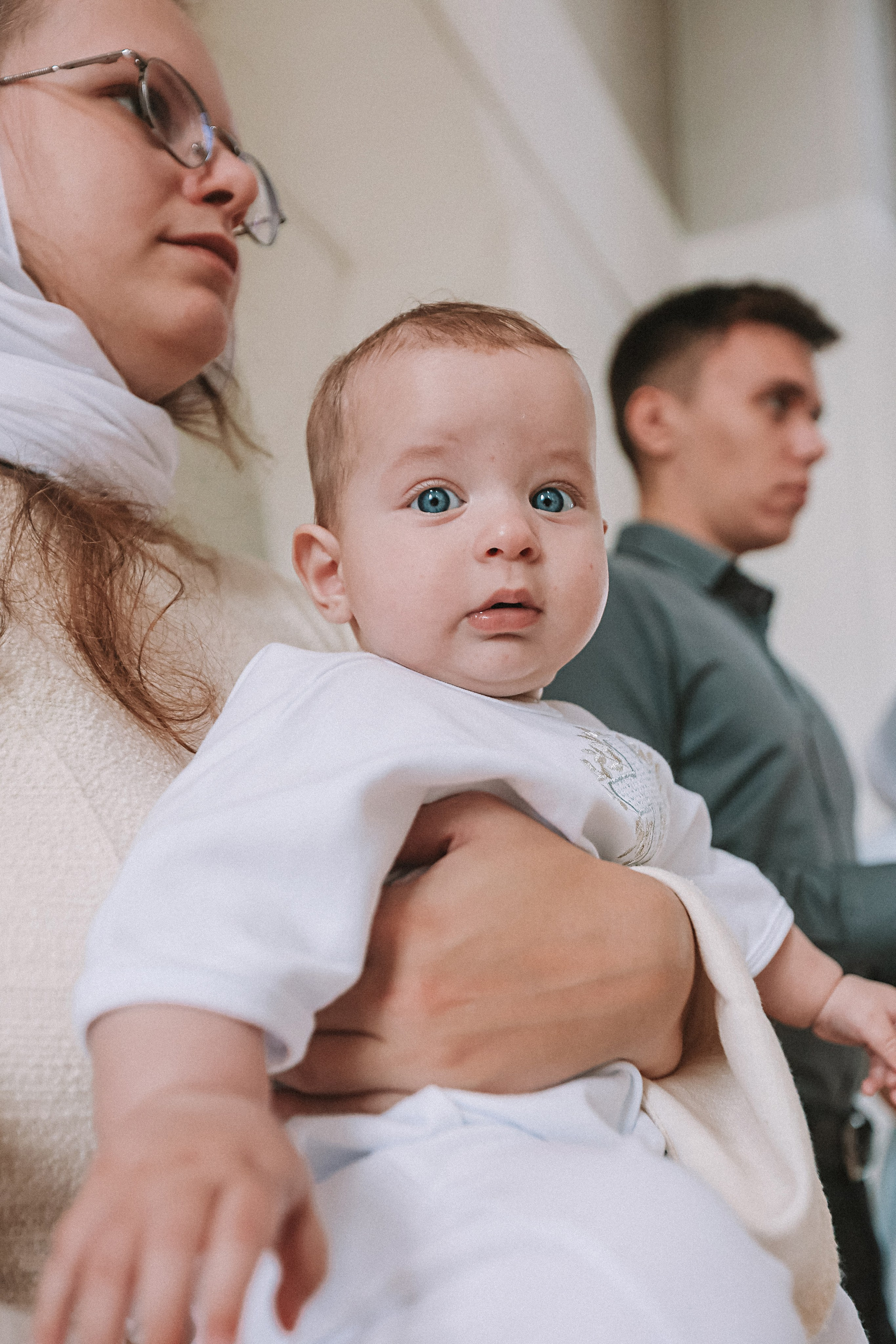 Крещение церковь около моста влюбленных. Семейный фотограф Тюмень, фотограф на роды Салмина Мария