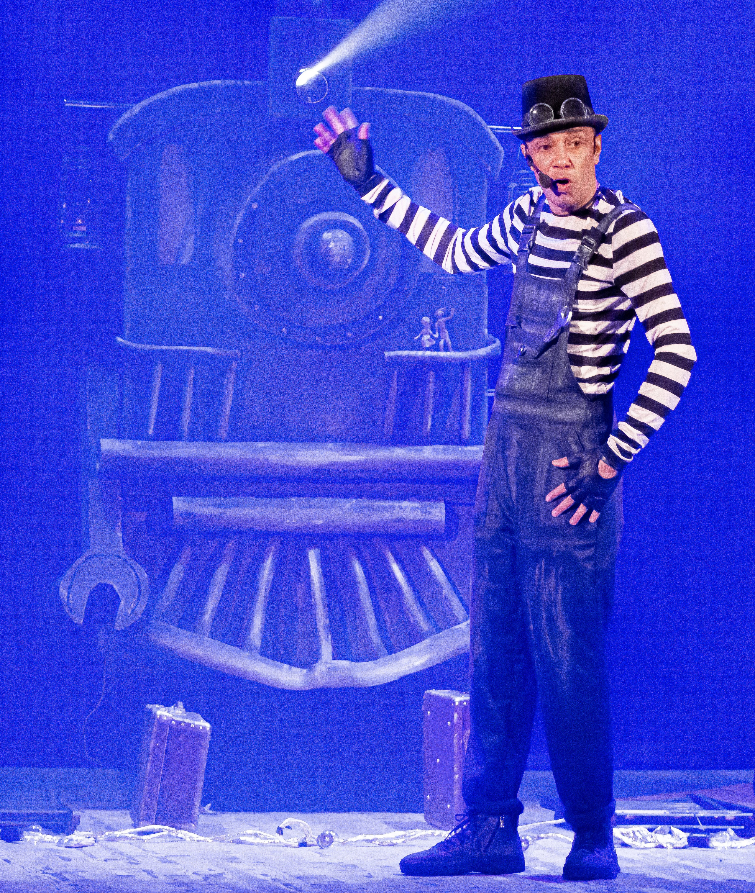 Театрп гномов или настоящие друзья. Фотограф в Сочи Юрий Шептаев