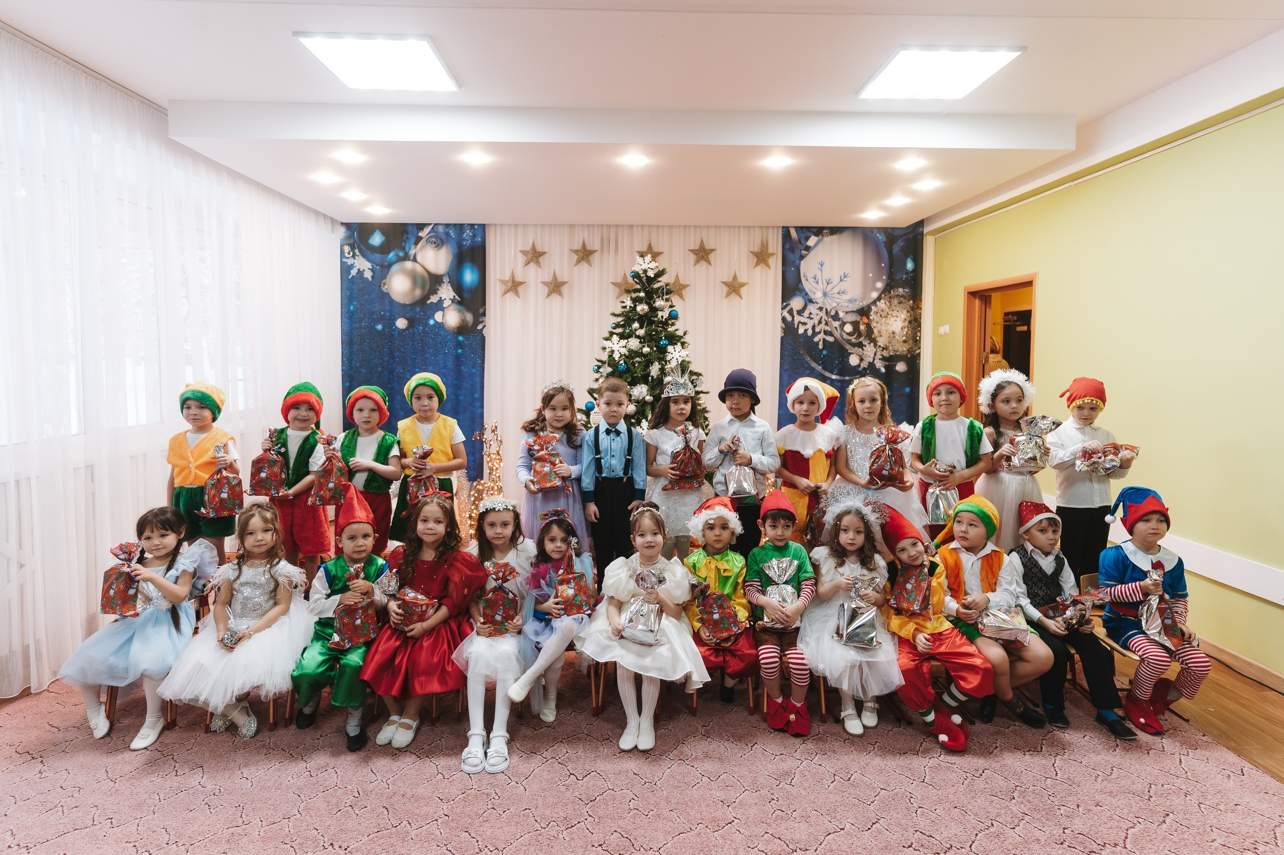 Фотосъёмка детских новогодних утренников в Уфе — живые эмоции, а не просто отчёт