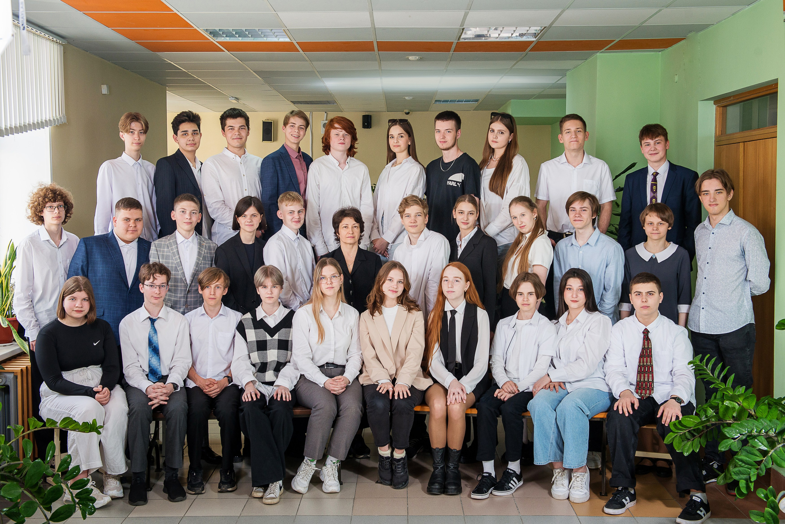 Групповые фотографии. Школа. Выпускные альбомы. Предметная и контент съёмка. Фотостудия Klass