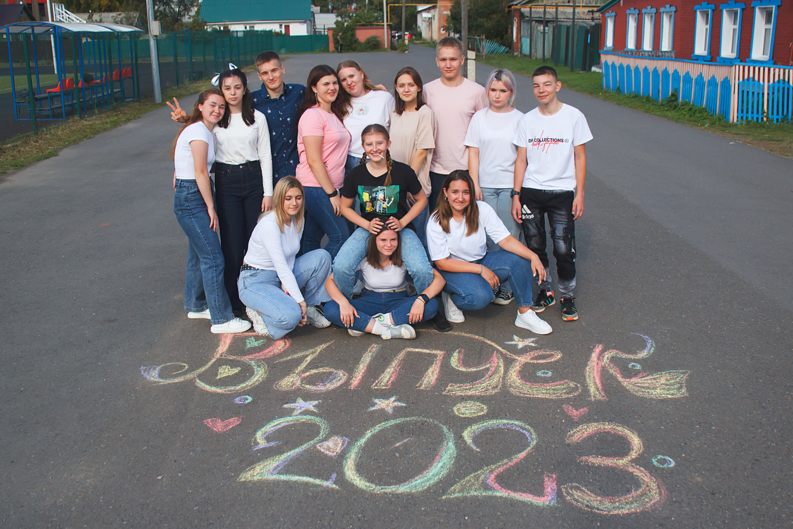 Выпускной альбом 2023. Фотограф и видеограф в Омск/Москва Сащенко Лера