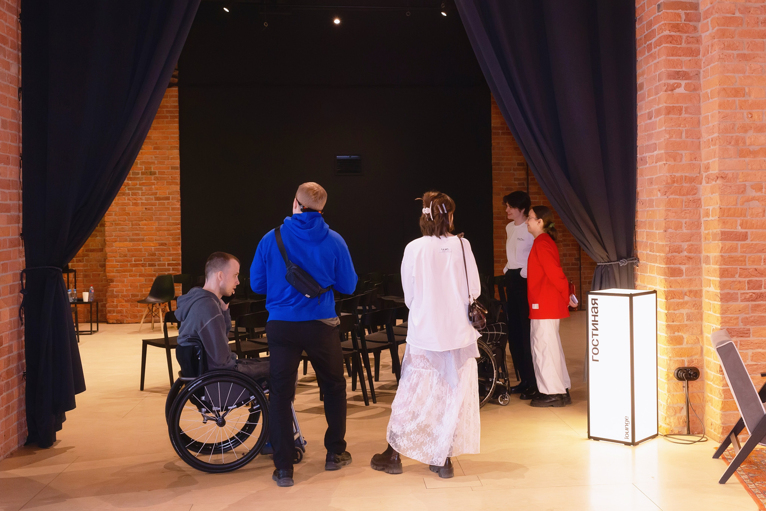 Фотосъемка дискуссии в Новой Голландии СПБ Публичное мероприятие. Портретные фотосессии, контент-съемки, репортаж