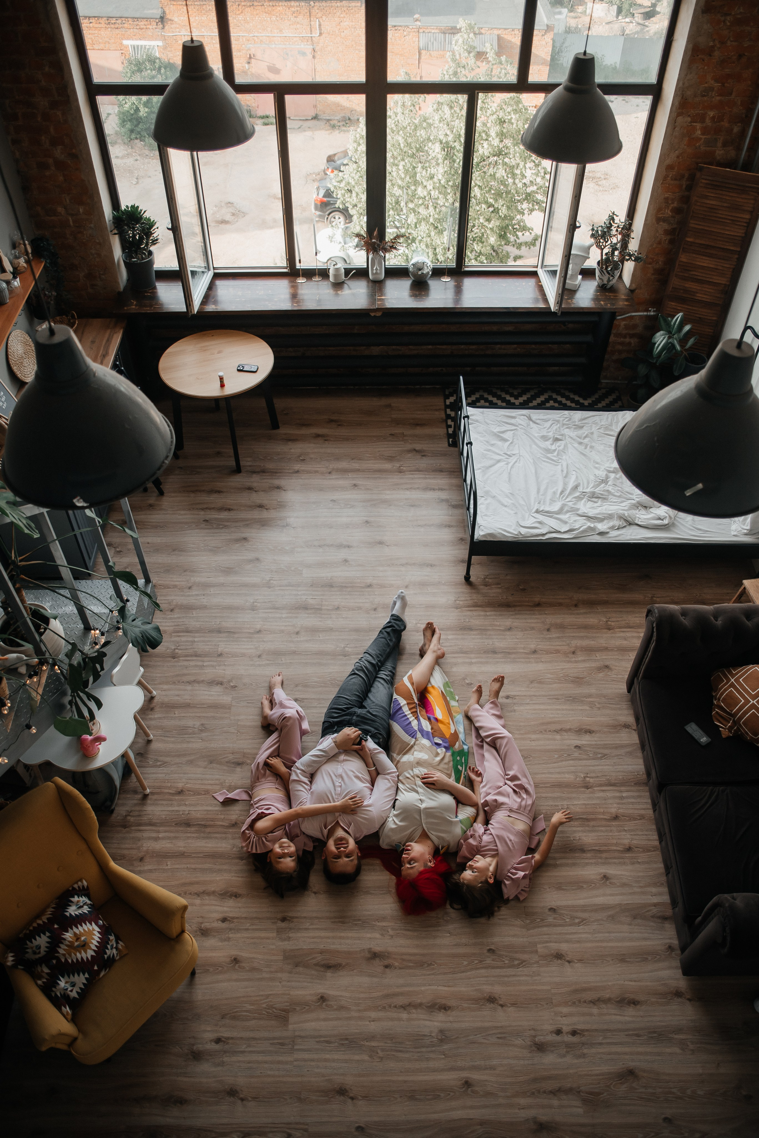 Семейная студийная. Свадебный и семейный фотограф в городе Смоленске