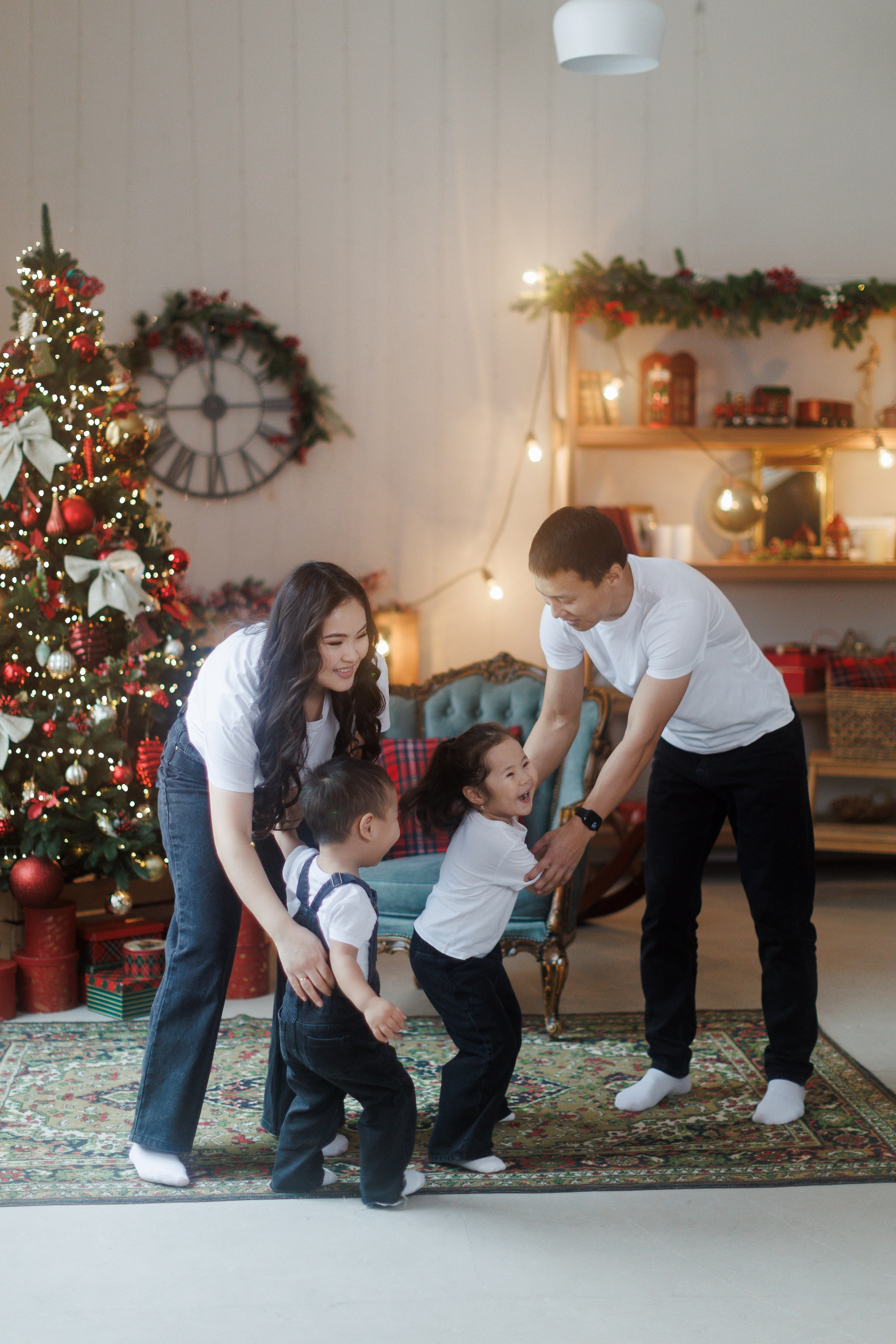 Новогодняя история одной семьи. Photograph Svetlana Volkova