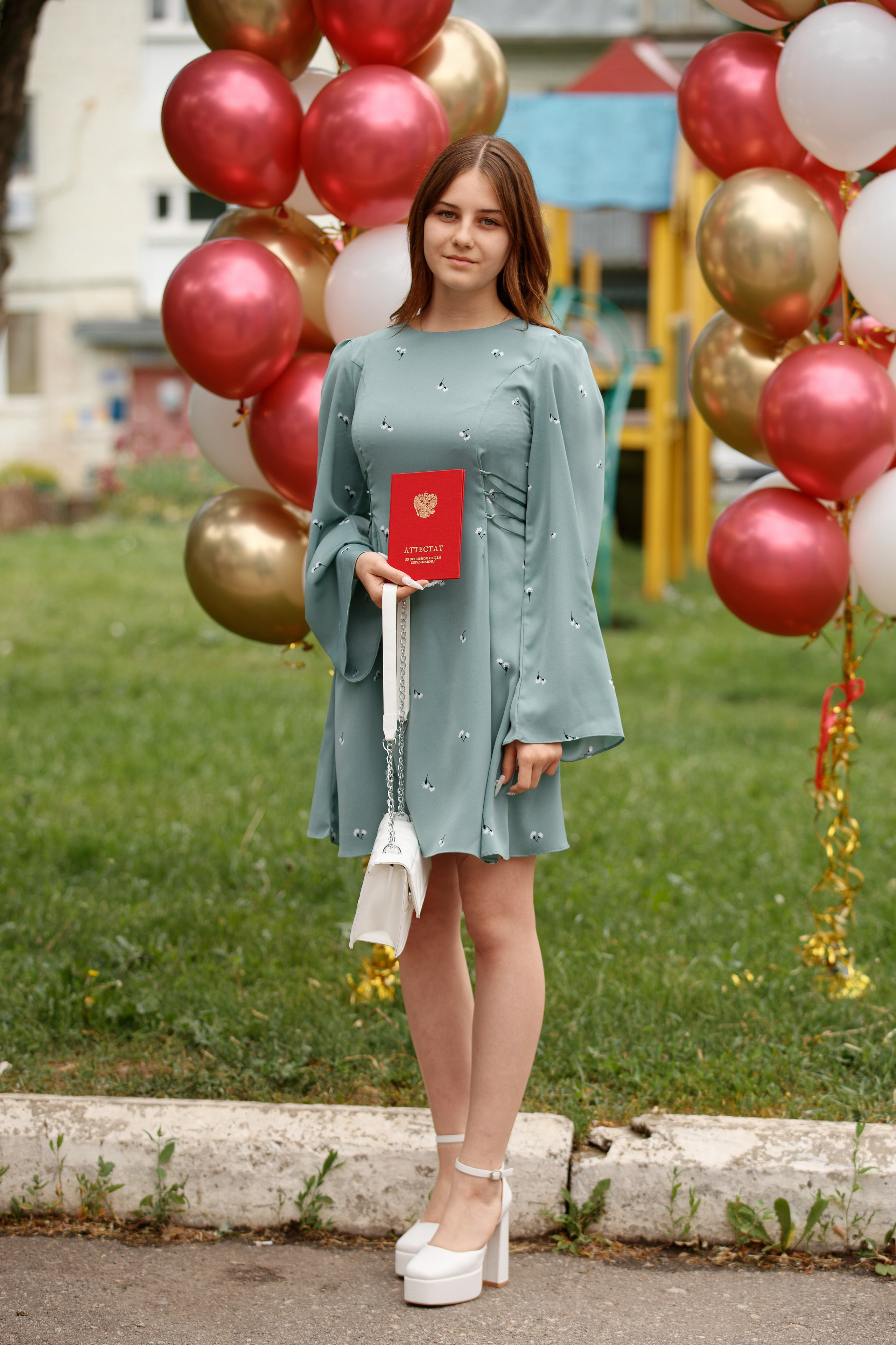 Вручение аттестатов Школа № 57. Семейный фотограф — Макс Белогрудов