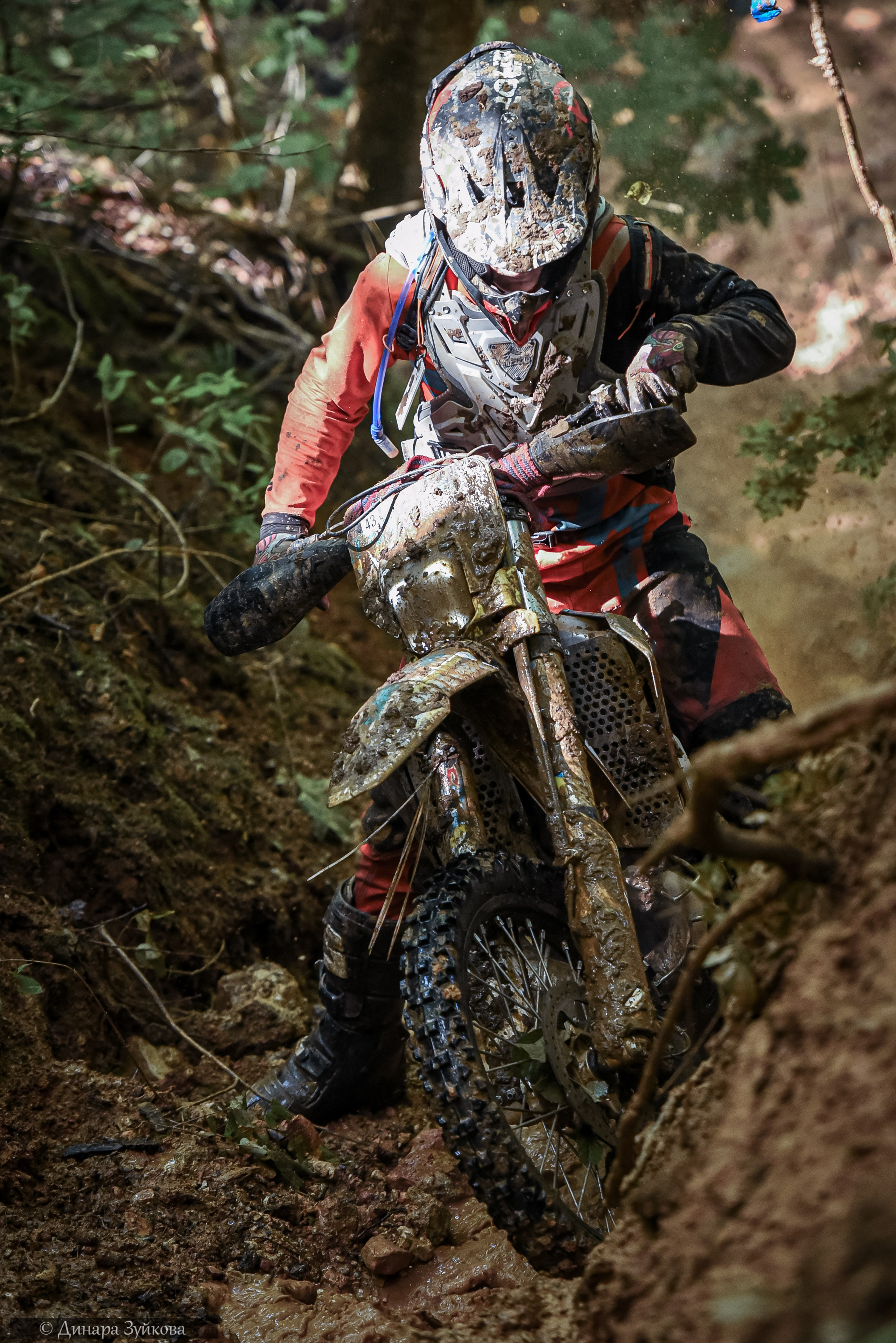 На местности. IV этап. Гороховец. Мотофотограф в Нижнем Новгороде Динара Зуйкова