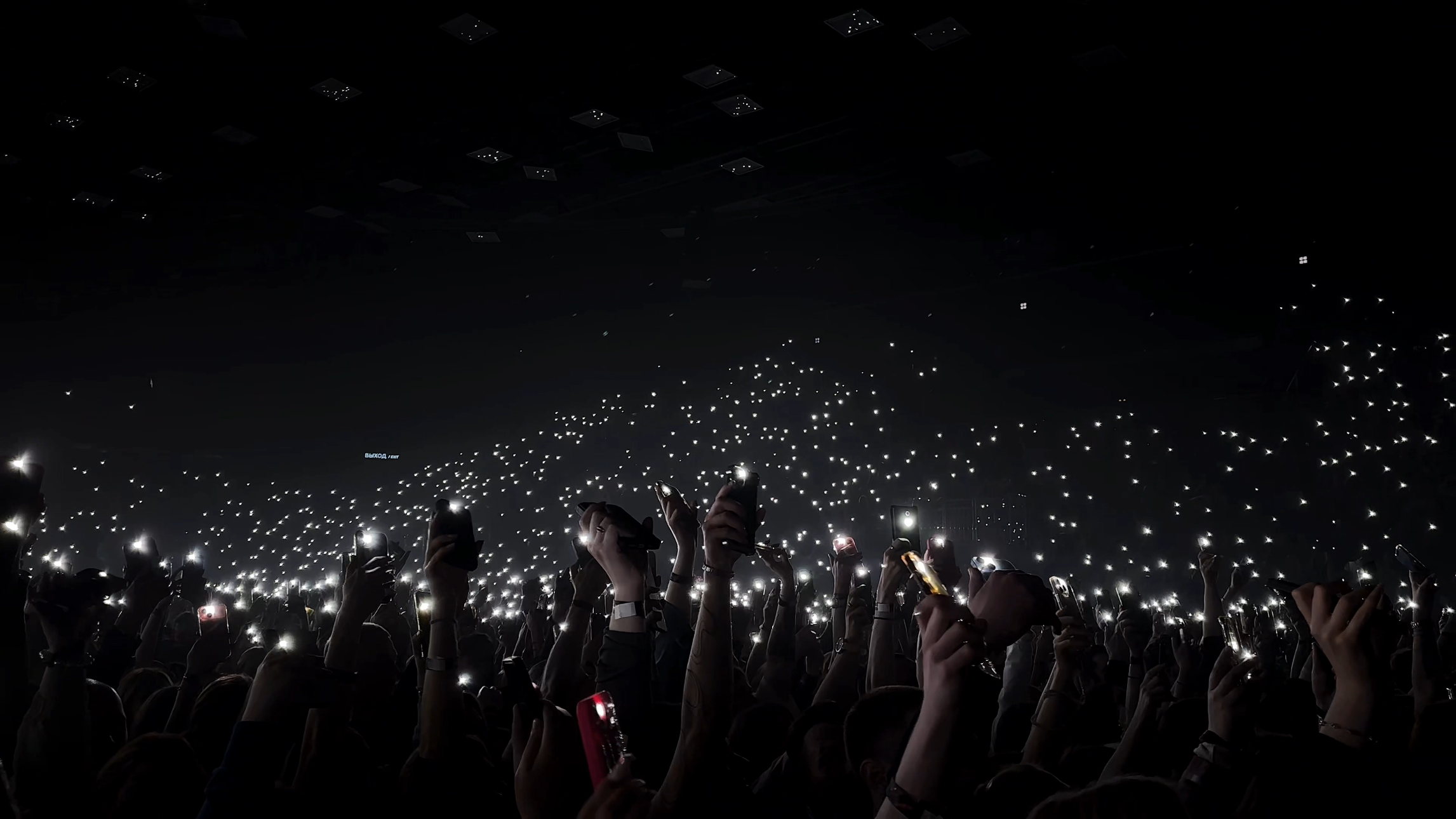 XOLIDAYBOY l 25 апреля. Hmliber — фотограф и контент-креатор из Петербурга