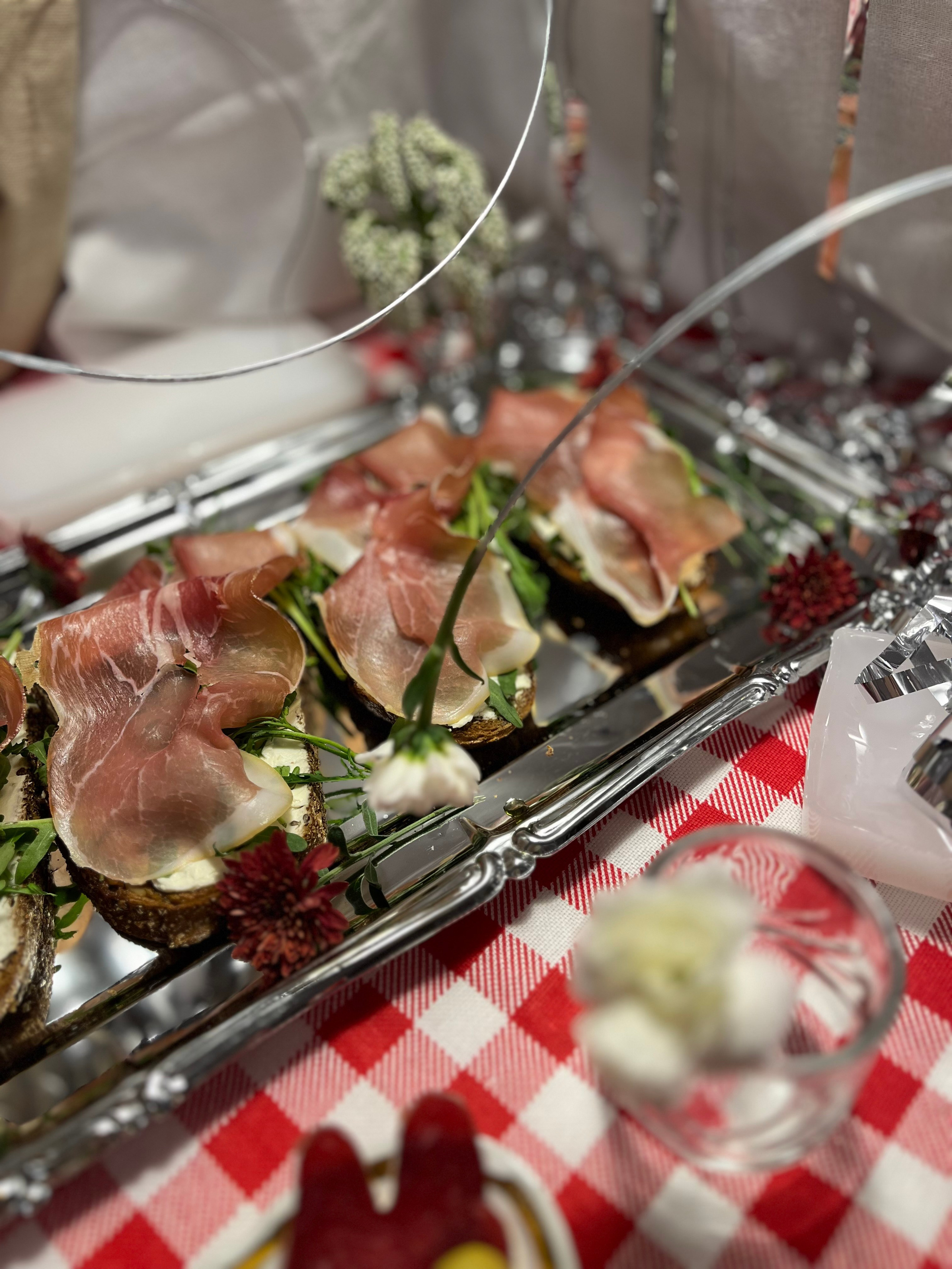 Birthday. Art direction & Design | Curiosa