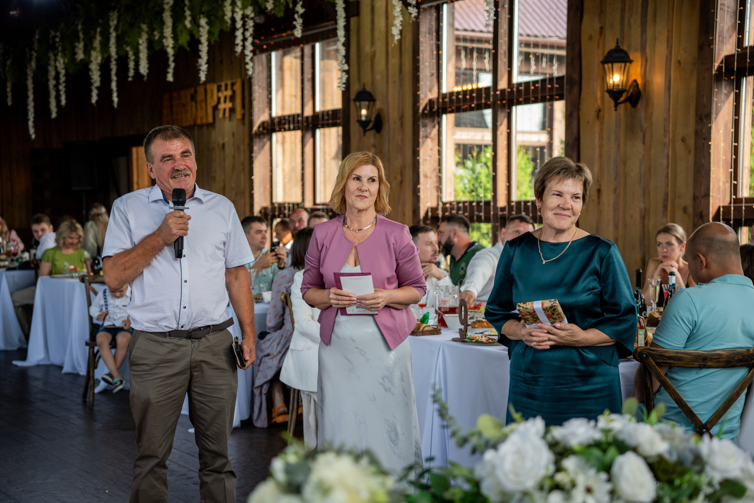Банкет в ресторане «Амбар № 1» в городе Петергофе. Свадебный фотограф Александр Невский в Санкт-Петербурге