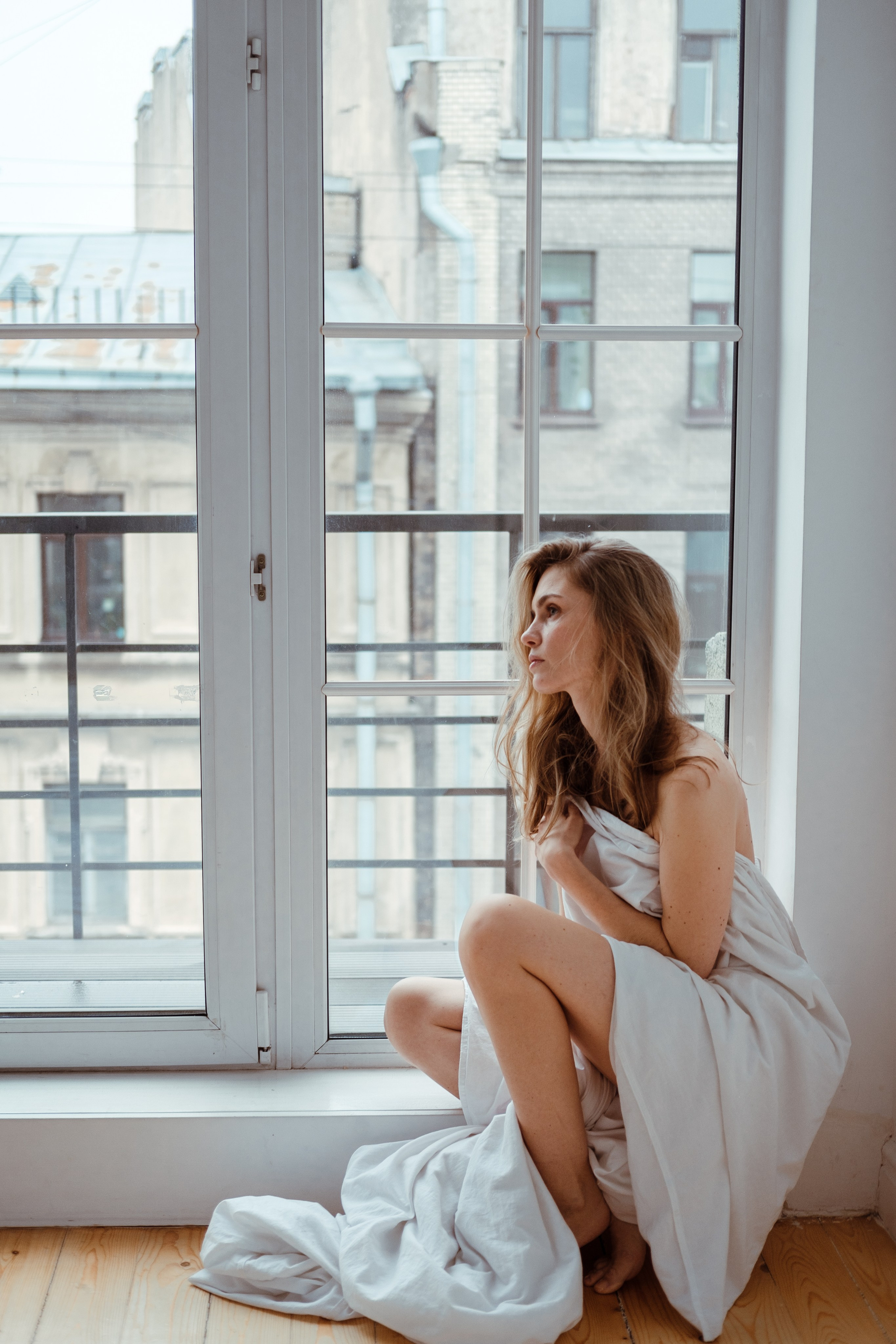 Женская фотосессия в стиле минимализм