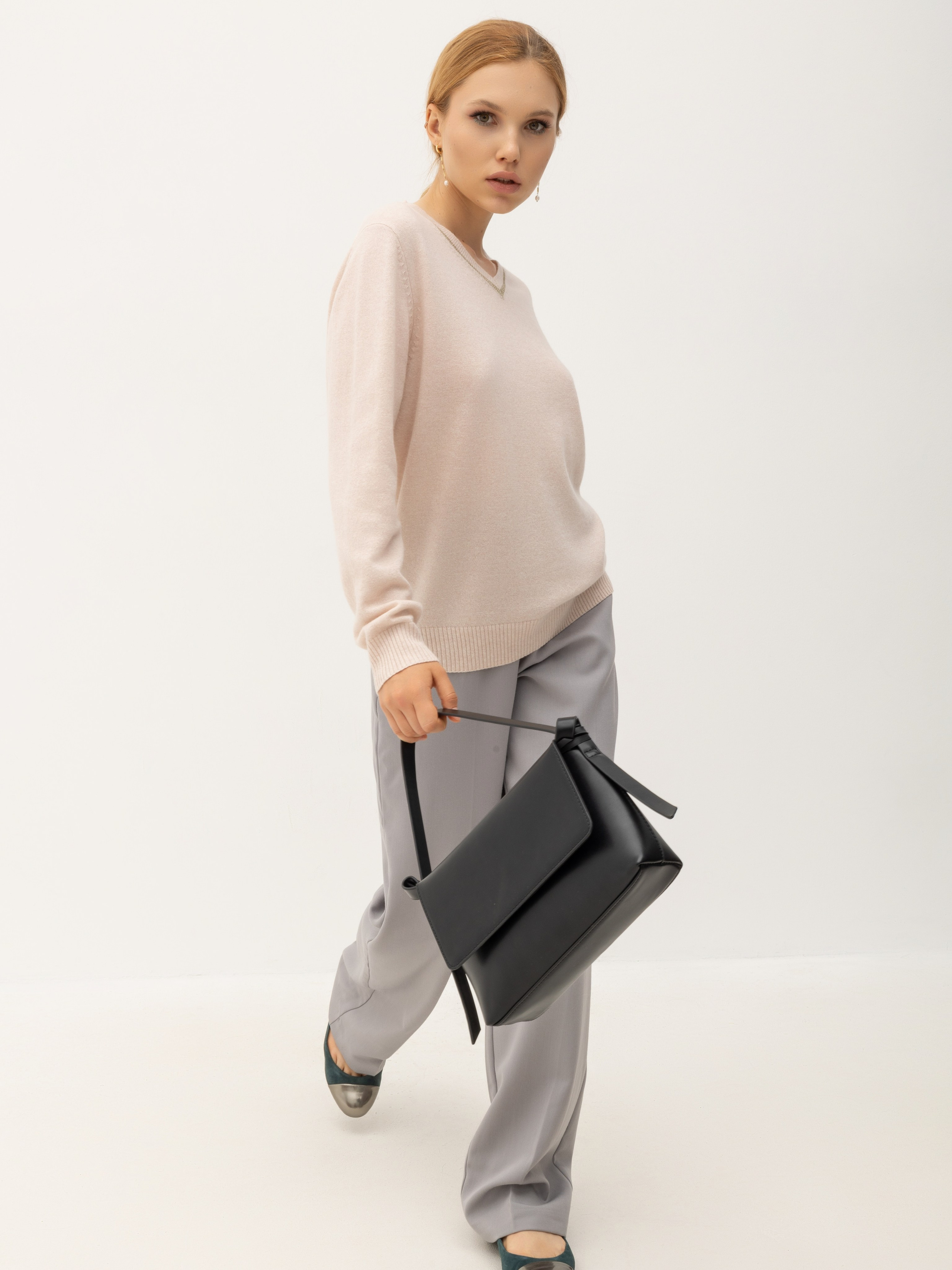 Каталог Лаура. Portfolio ideai-studio