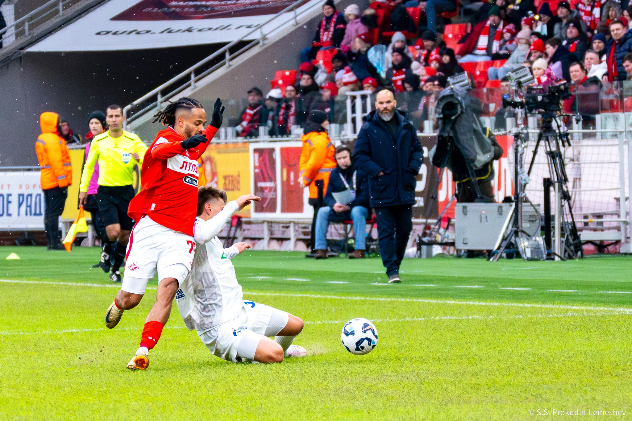 Спартак-Оренбург. Фотограф. Репортаж. Спорт. Концерты и мероприятия