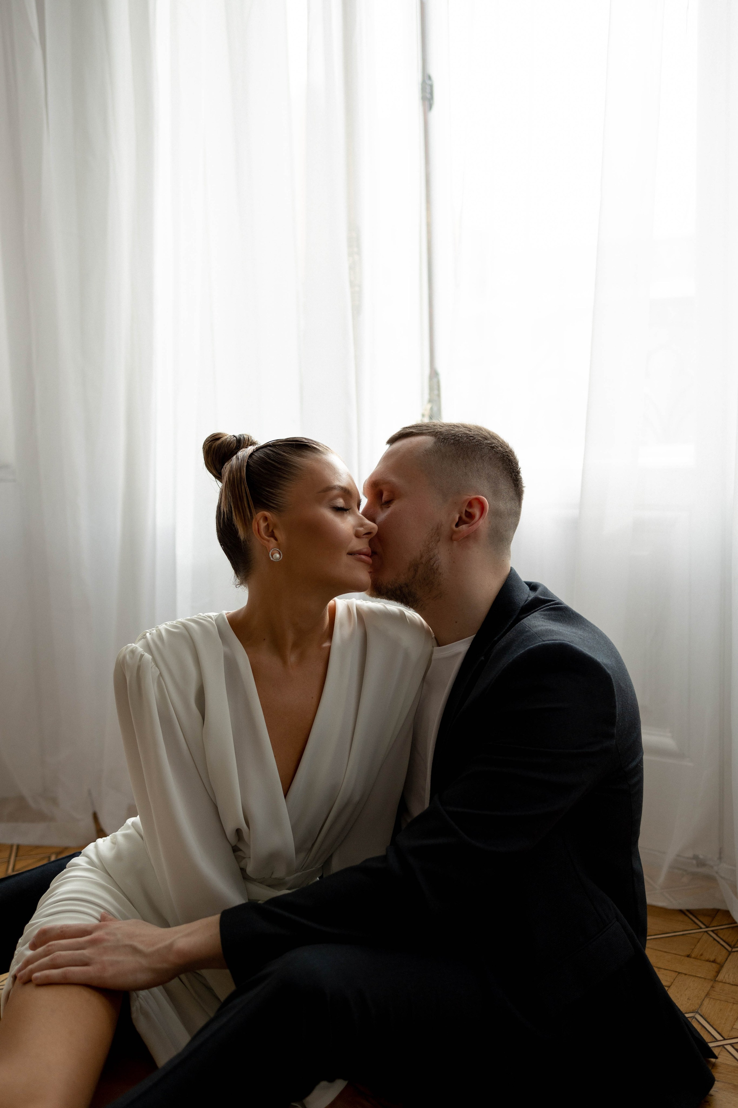 Свадебная фотосессия в студии/отеле. Фотограф в Санкт-Петербурге Шевченко Наталья