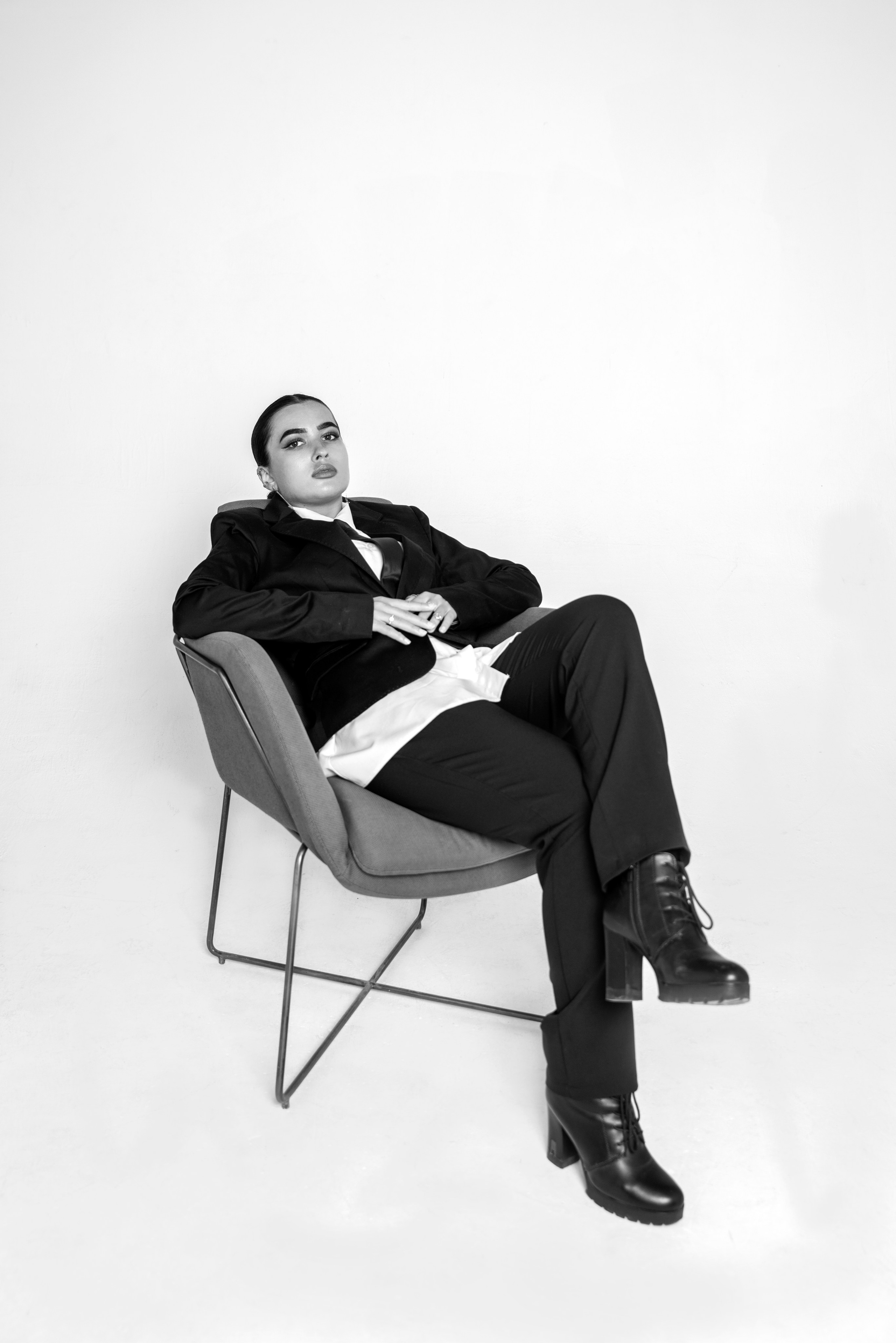 Айтач, съёмка в студии. Фотограф в Москве Безлюдов Михаил