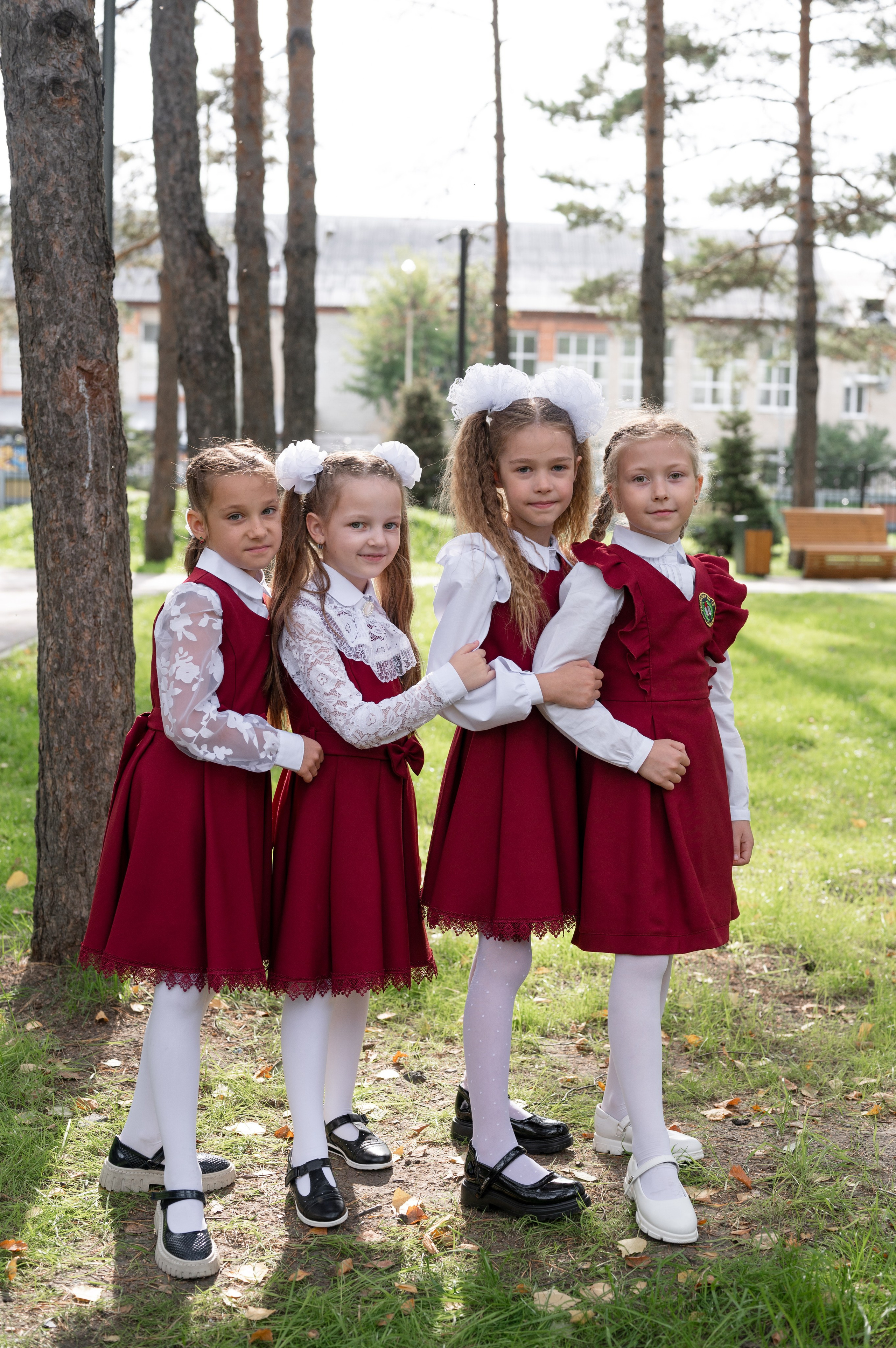 1 сентября 16 гимназия 2 класс (линейка + в классе+ на улице). Фотограф новорожденных, семейный детский в Тюмени Татьяна Морозова