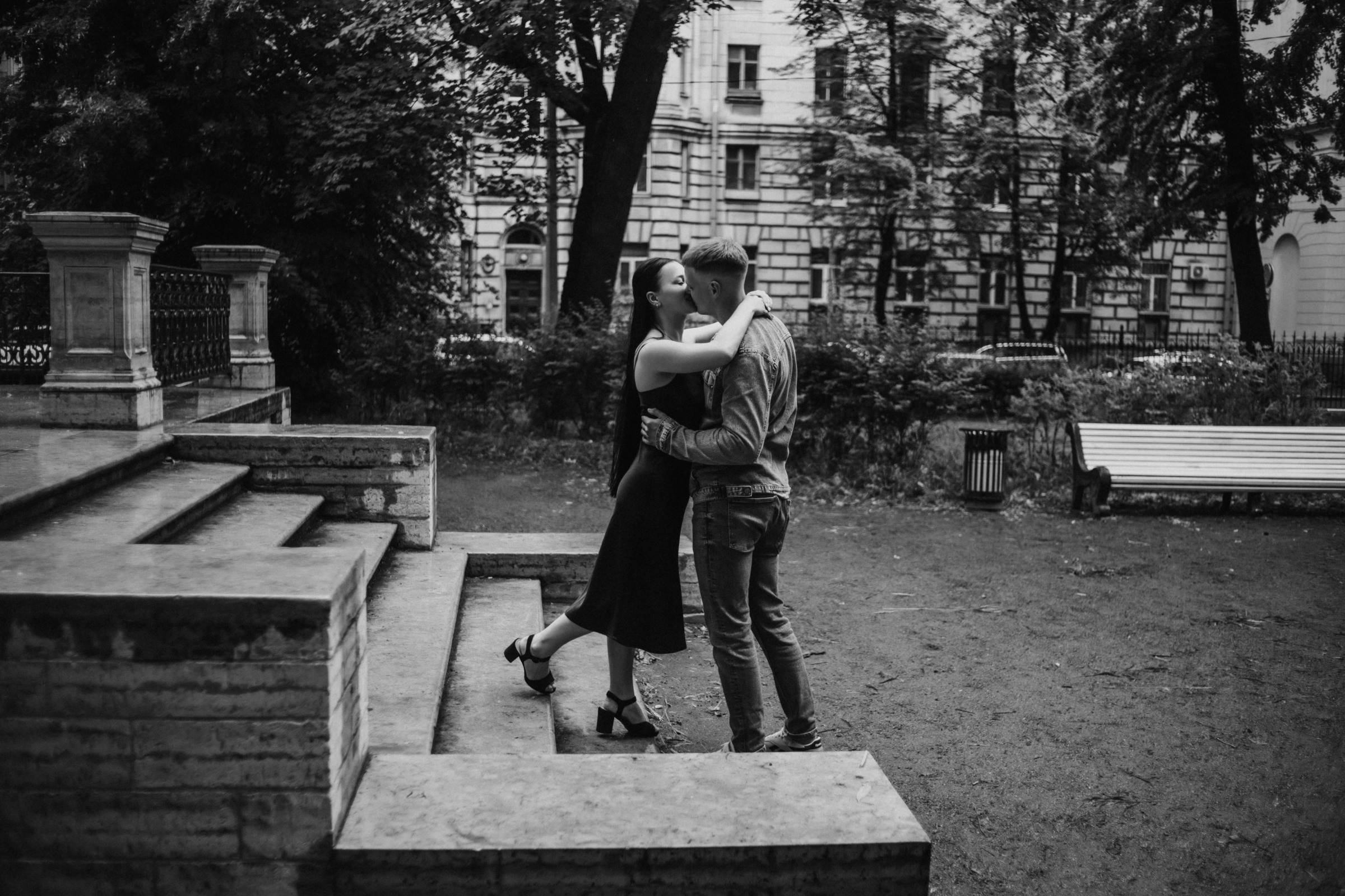 Анастасия и Виктор уличная съёмка на природе. Фотограф в Санкт-Петербурге Ангелина Волкова