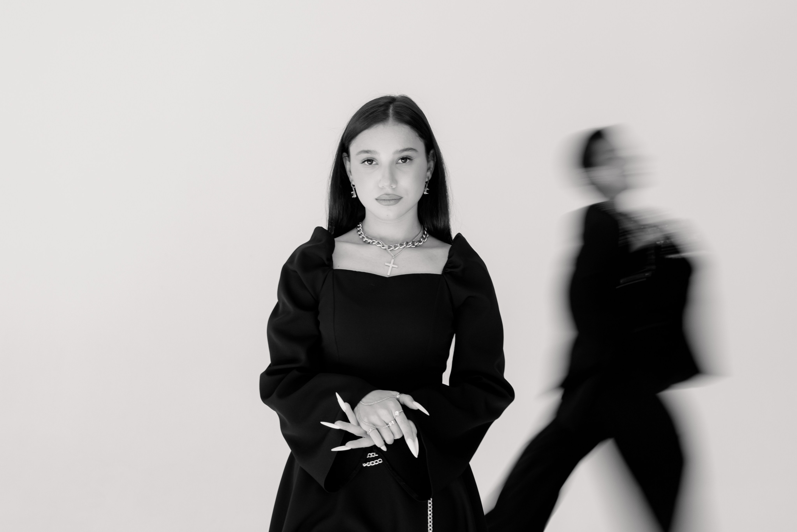 Эля и Лиза. Сёстры. Фотосессия в студии, Екатеринбург. Фотограф в Екатеринбурге Пойгина Елена