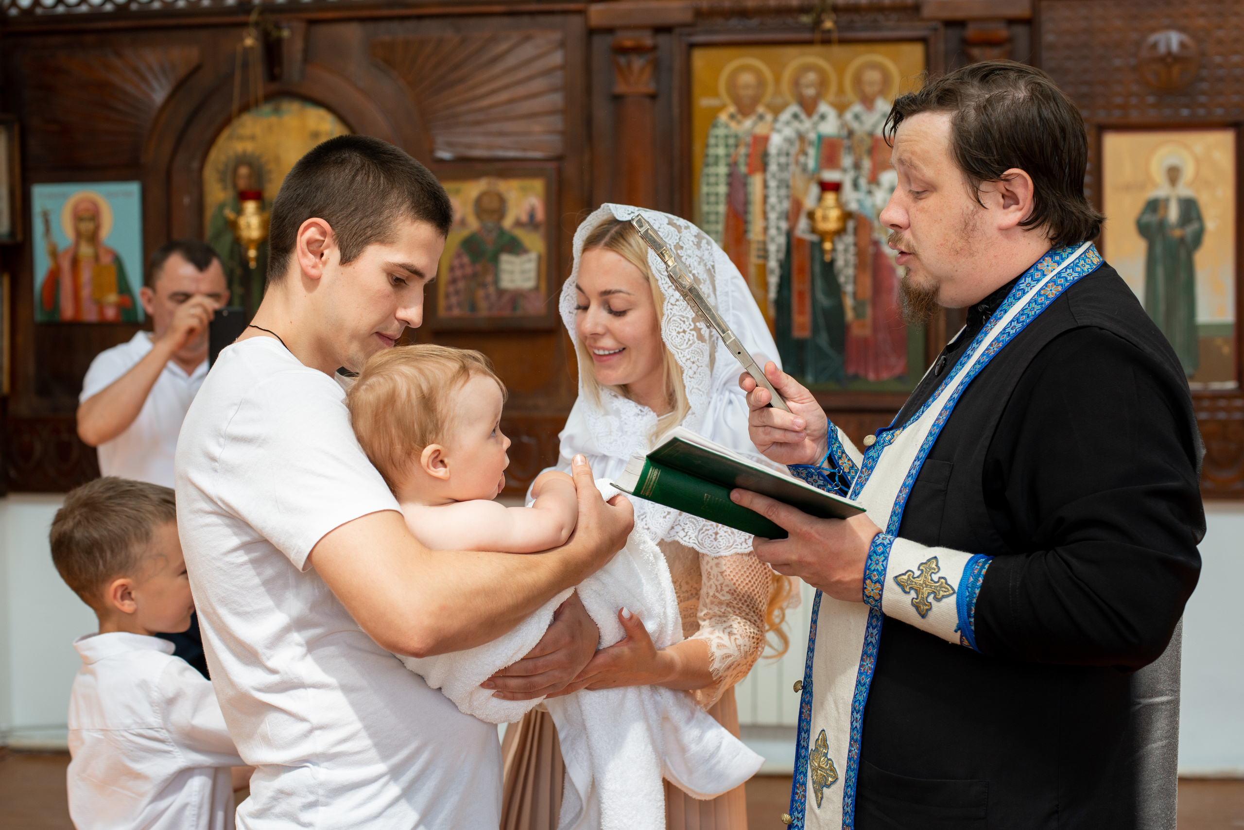 Крещение. Фотограф Олеся Курсанова