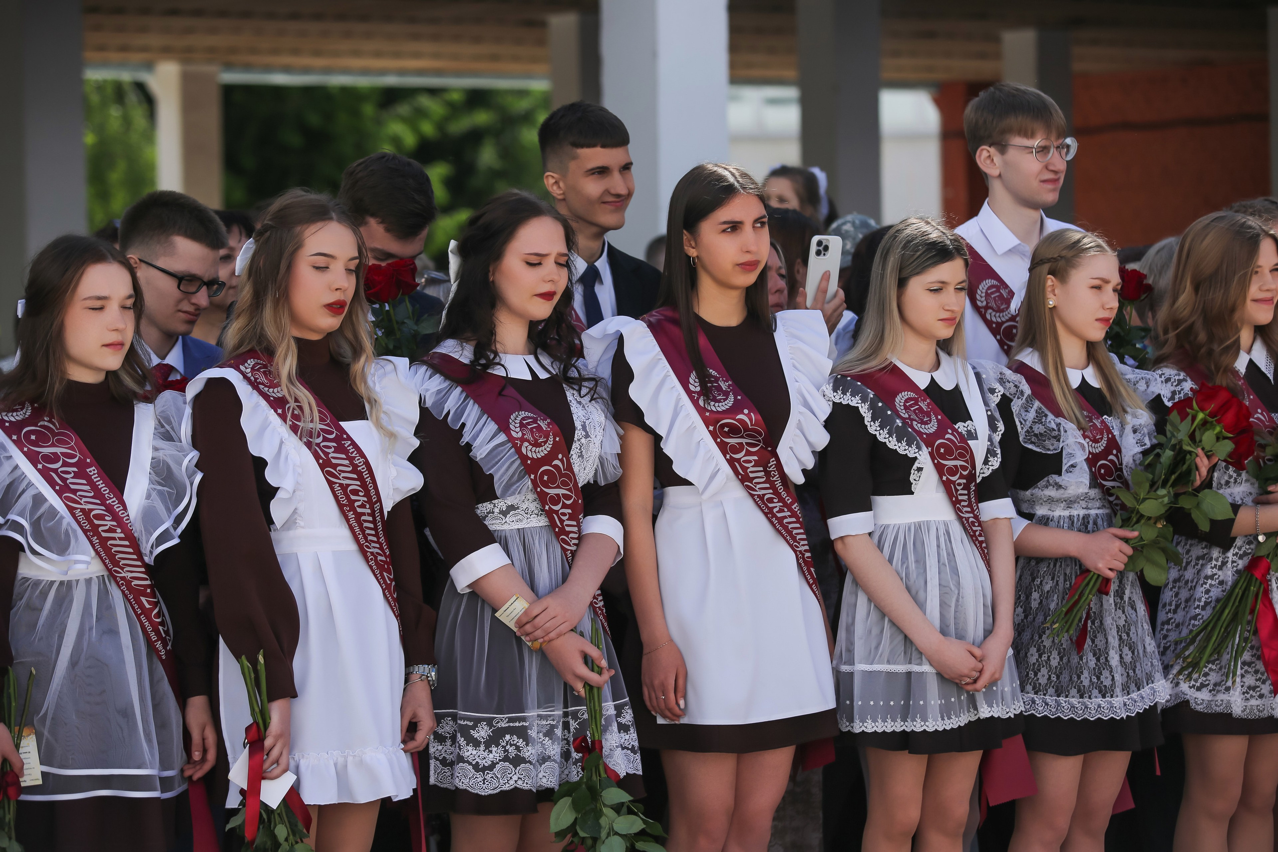 ЛИНЕЙКА «ПОСЛЕДНИЙ ЗВОНОК» 9 ШКОЛА 2024 г МЦЕНСК. ТВОЙ АЛЬБОМ / ТВОИ ПРАВИЛА